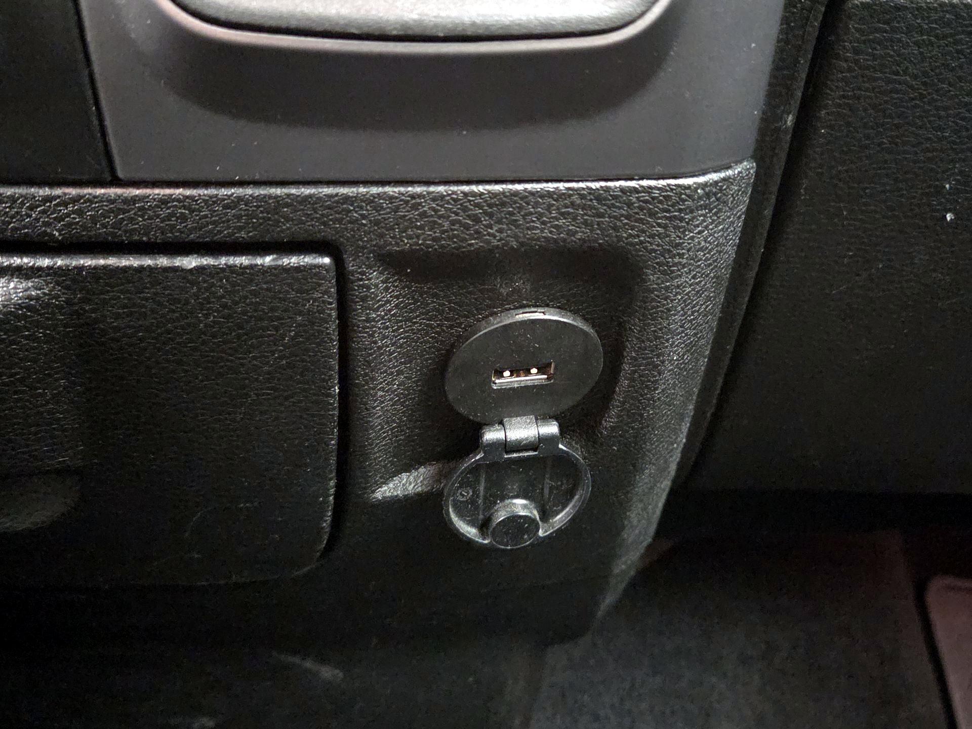 Thumbnail: 2021 RAM 1500 Classic - 18