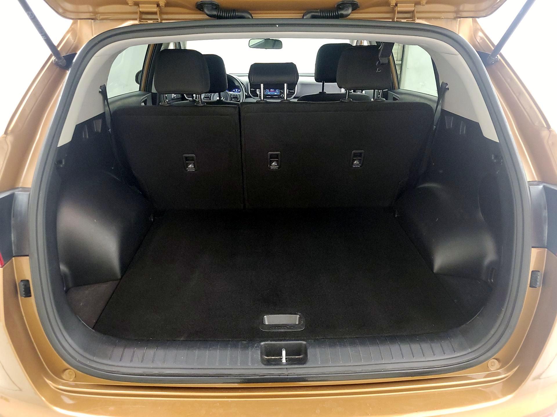 Thumbnail: 2019 Kia Sportage - 20