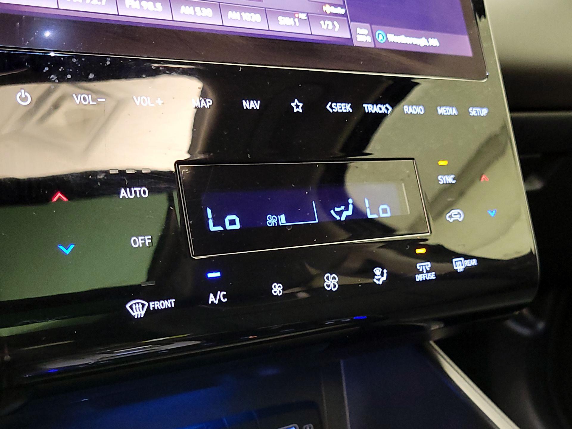 Thumbnail: 2022 Hyundai Tucson - 16