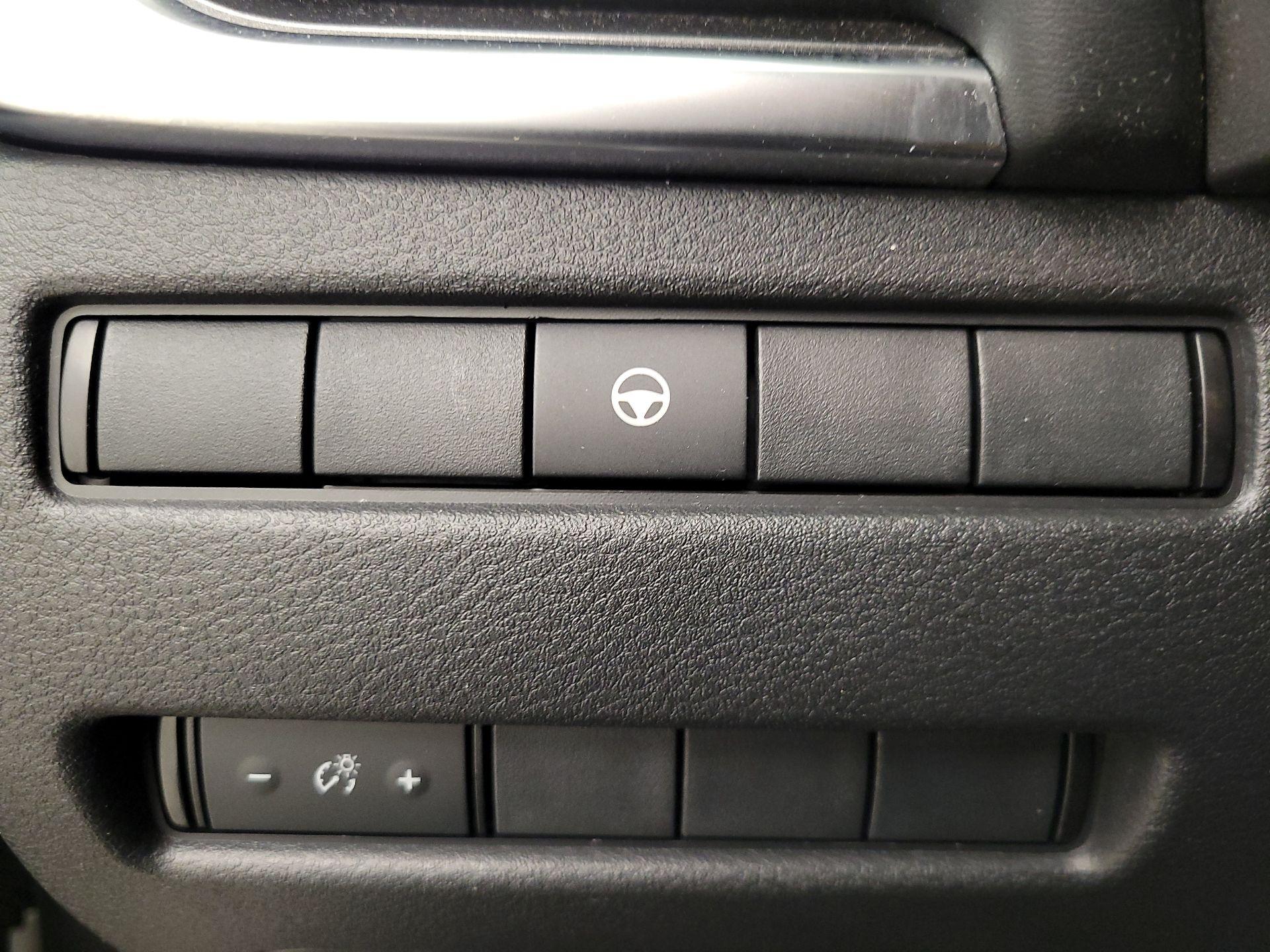 Thumbnail: 2021 Nissan Rogue - 13