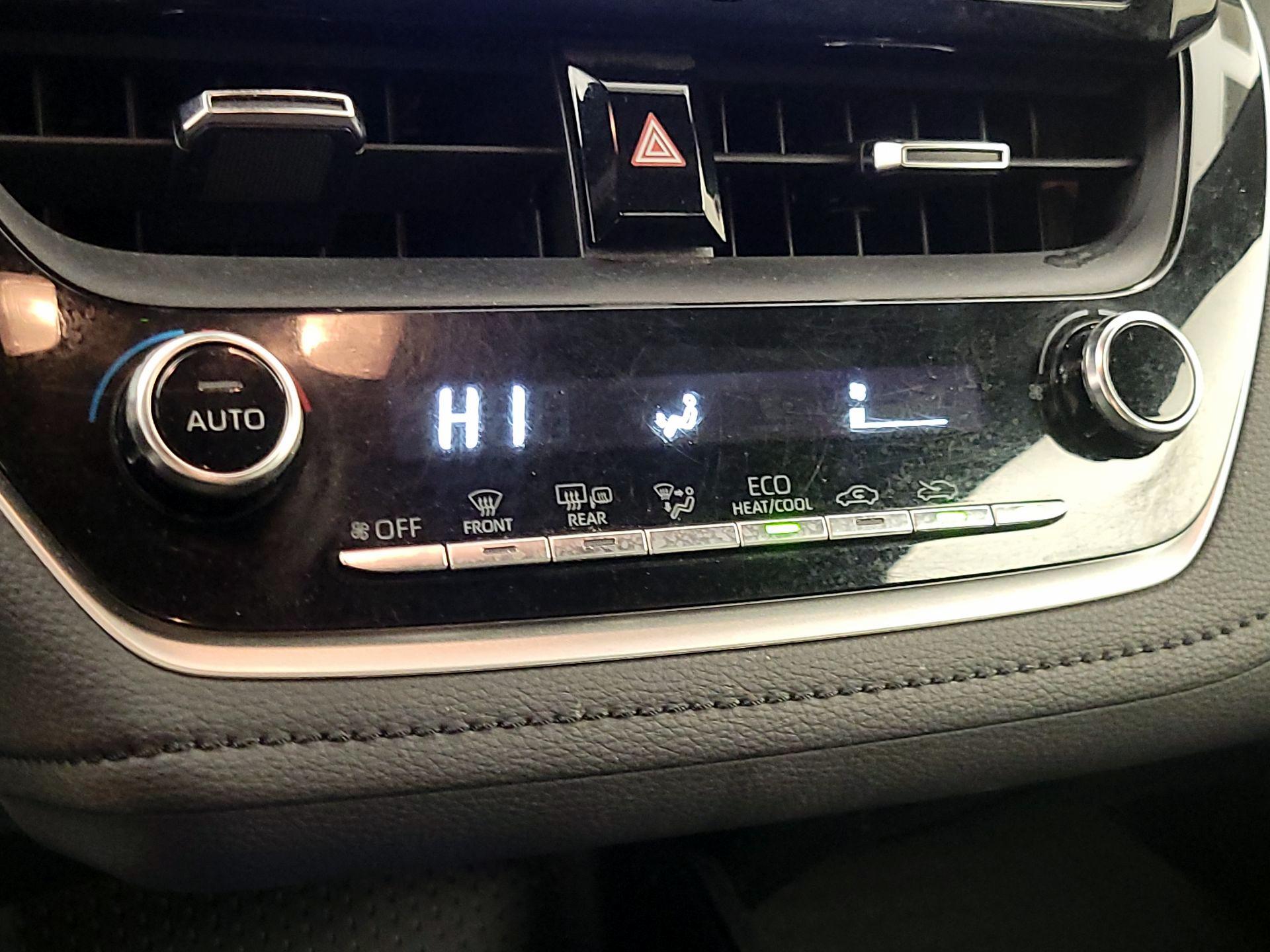 Thumbnail: 2022 Toyota Corolla - 16