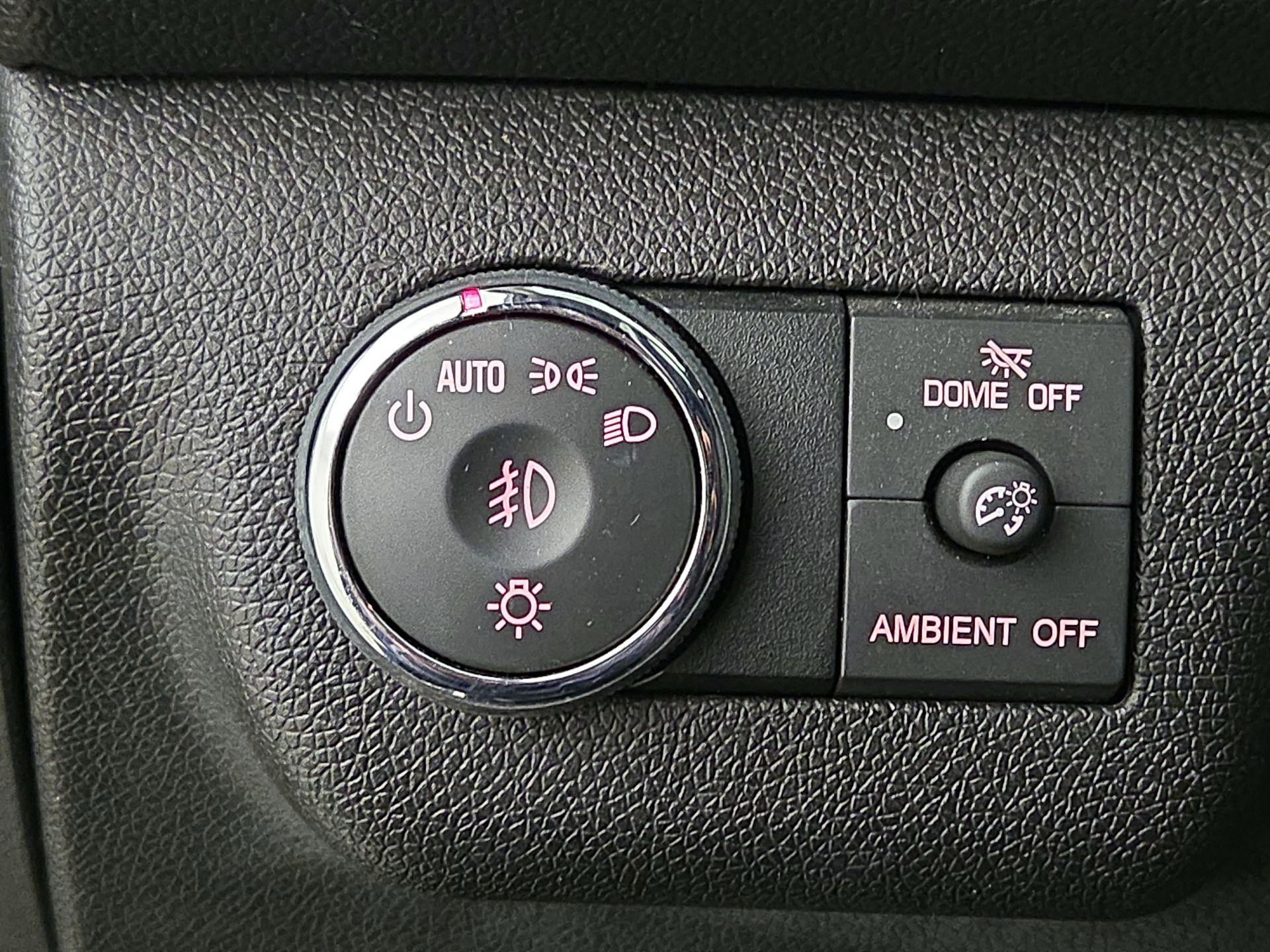 Thumbnail: 2016 GMC Acadia - 13