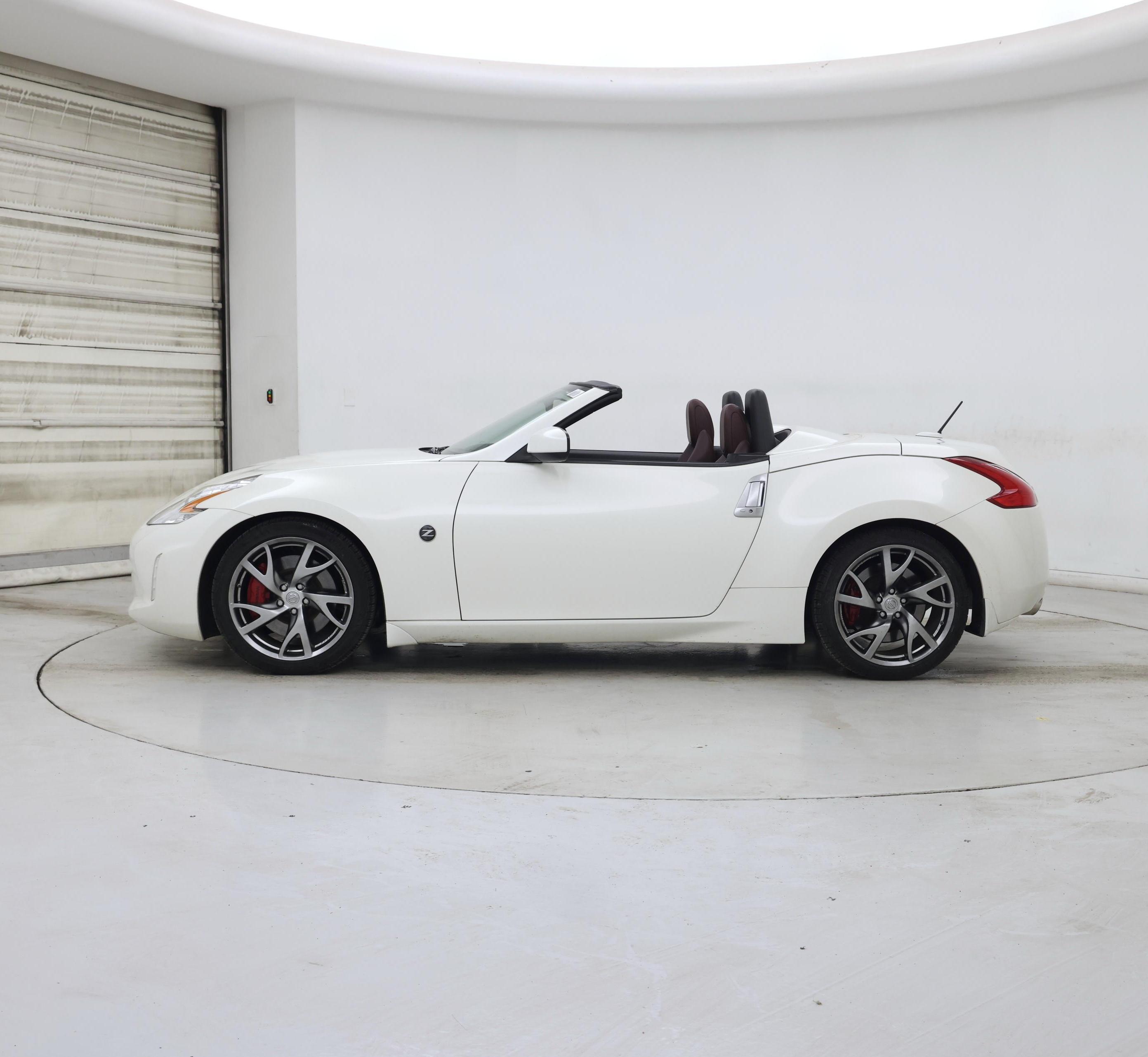 Thumbnail: 2017 Nissan Z - 3