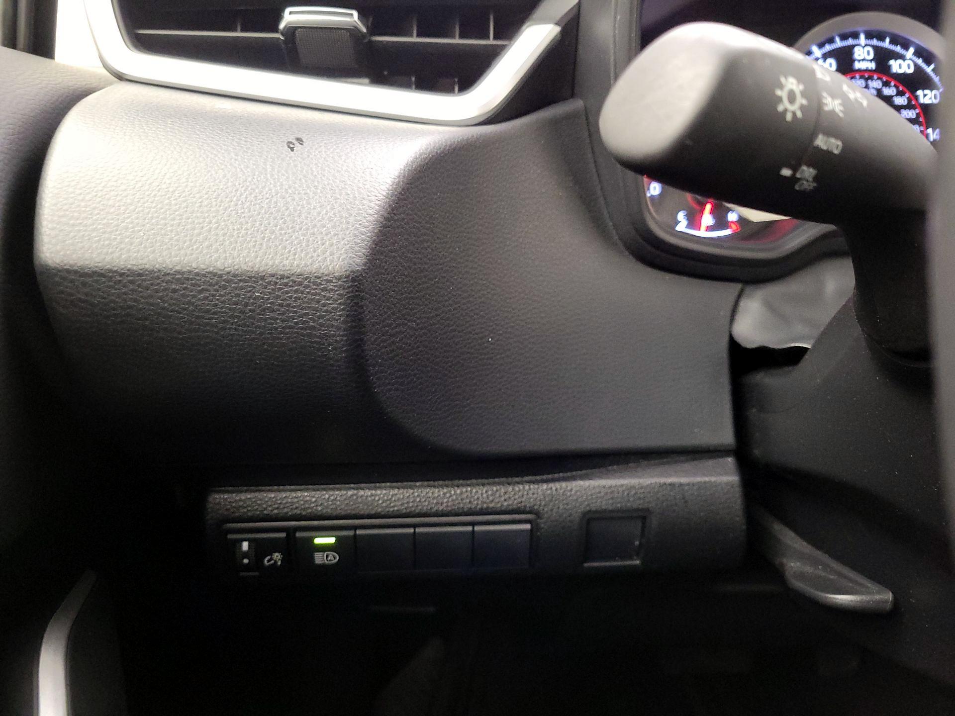 Thumbnail: 2021 Toyota Corolla - 13