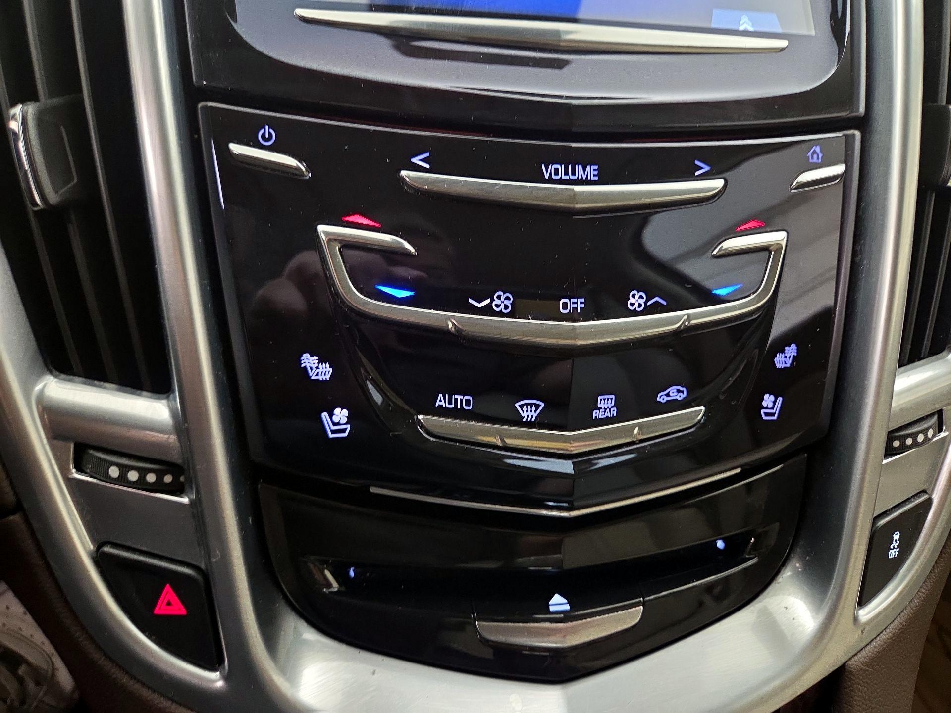 Thumbnail: 2016 Cadillac SRX - 17