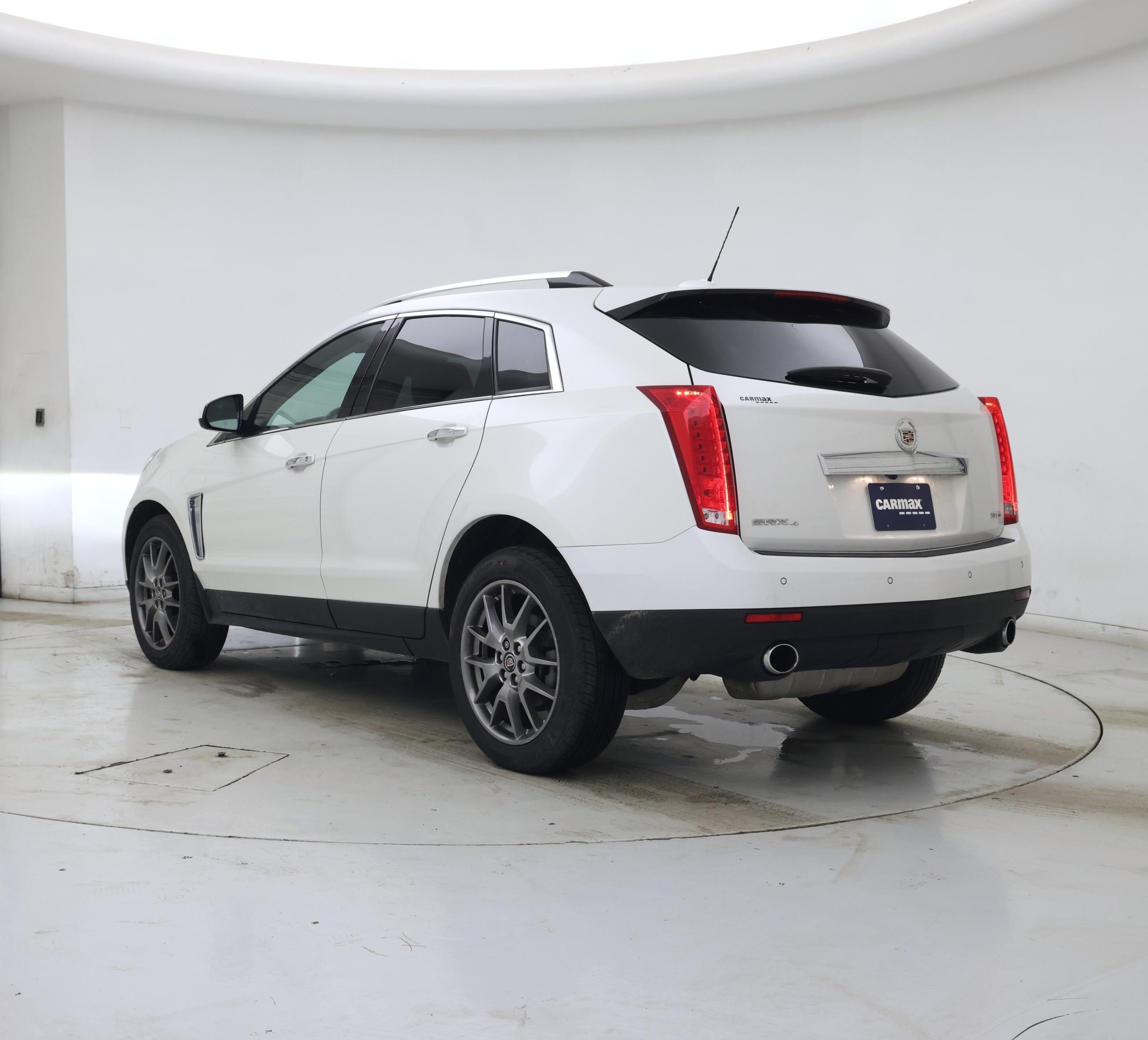 Thumbnail: 2016 Cadillac SRX - 2