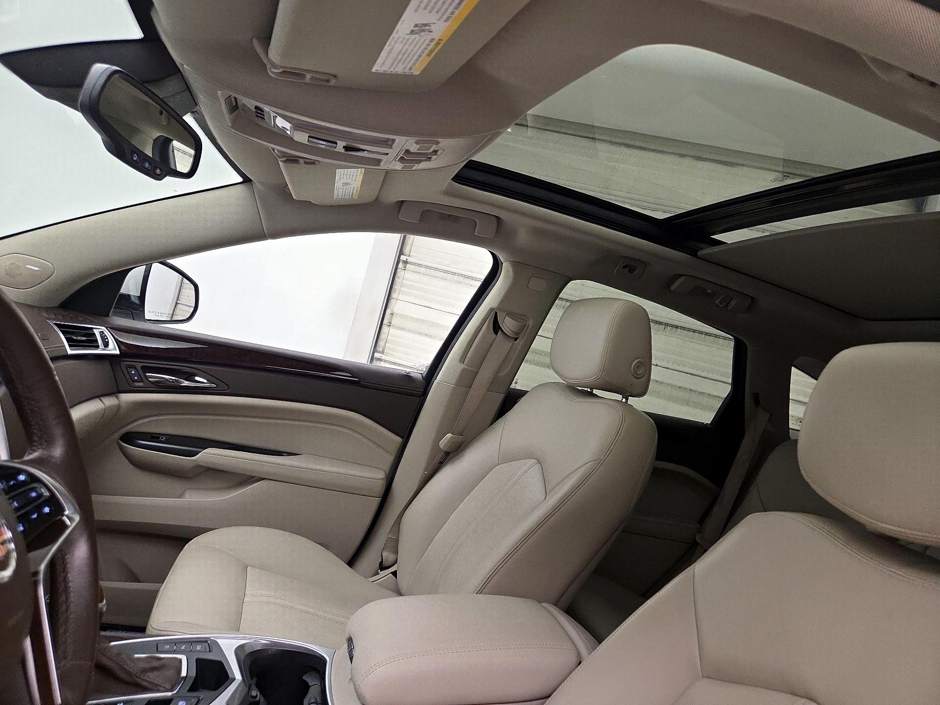 Thumbnail: 2016 Cadillac SRX - 20