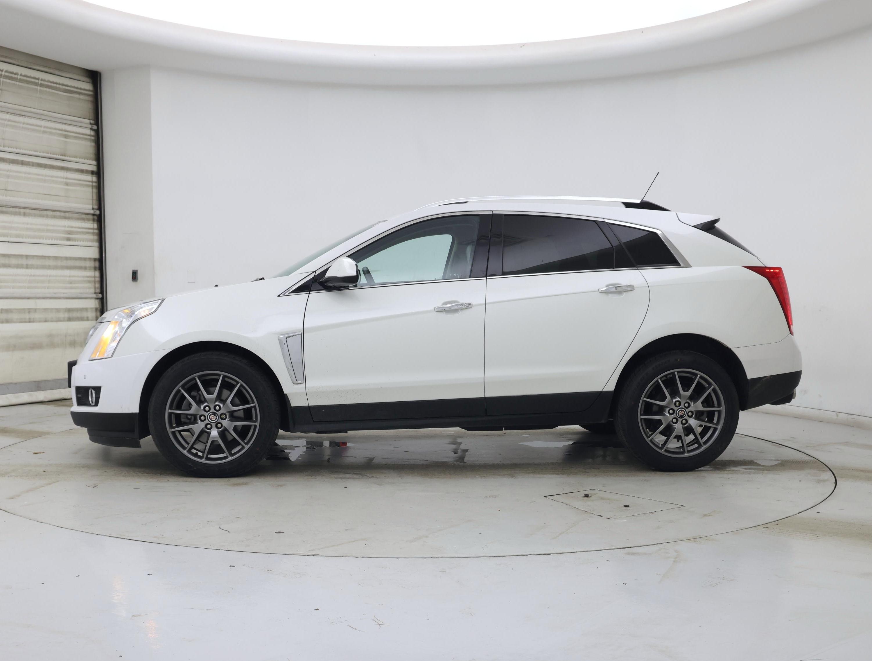 Thumbnail: 2016 Cadillac SRX - 3