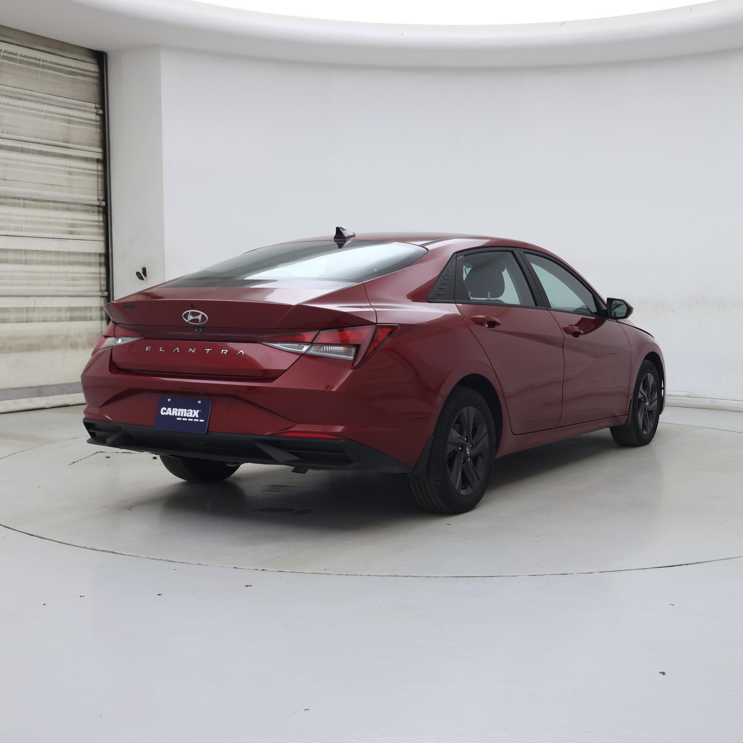 Thumbnail: 2023 Hyundai Elantra - 8