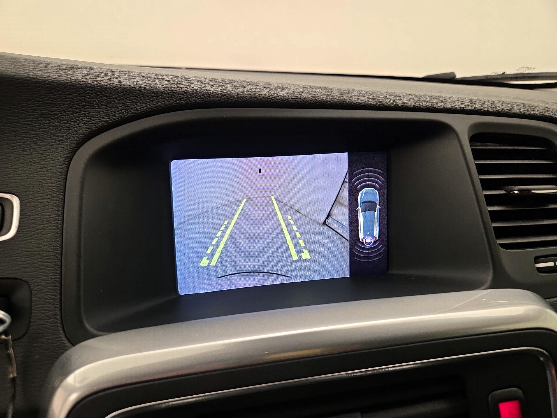 Thumbnail: 2018 Volvo S60 - 15