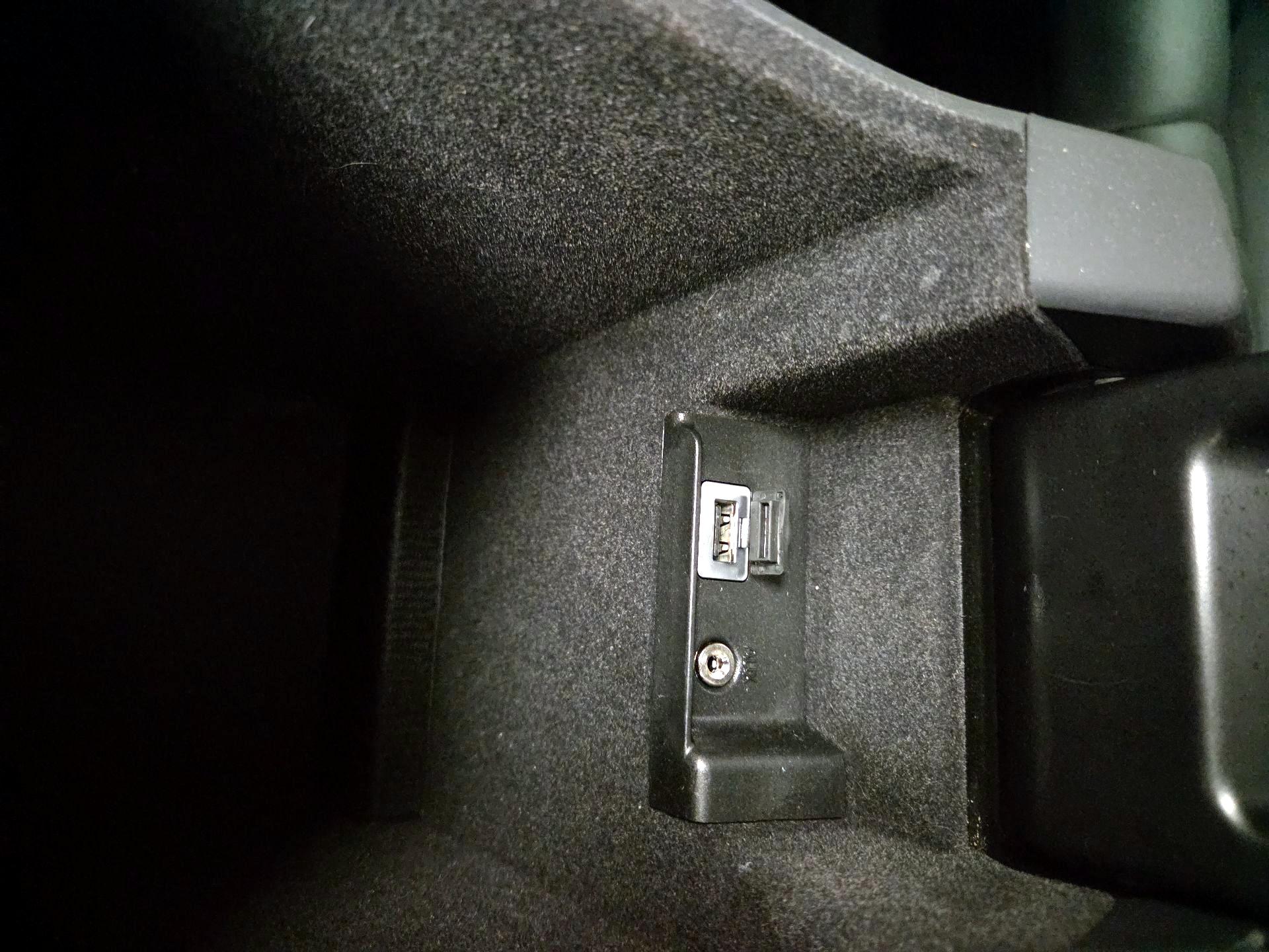 Thumbnail: 2018 Volvo S60 - 19