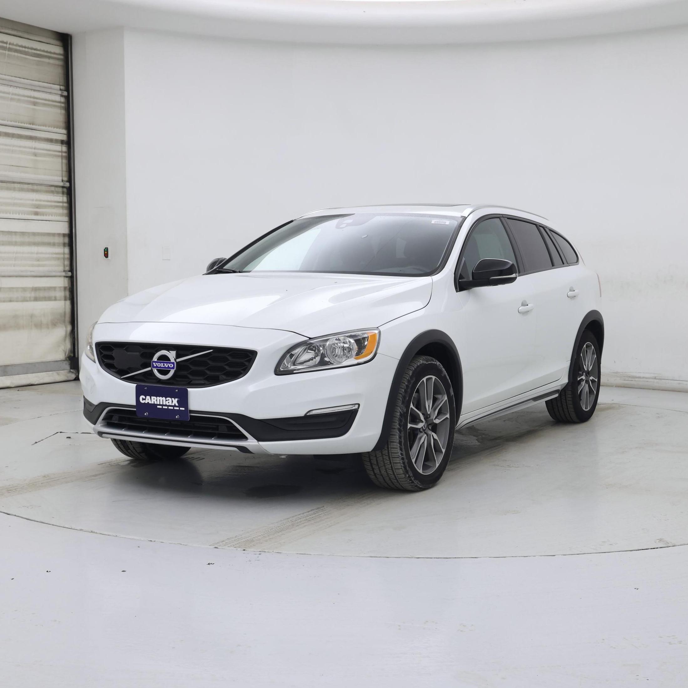 Thumbnail: 2018 Volvo S60 - 4