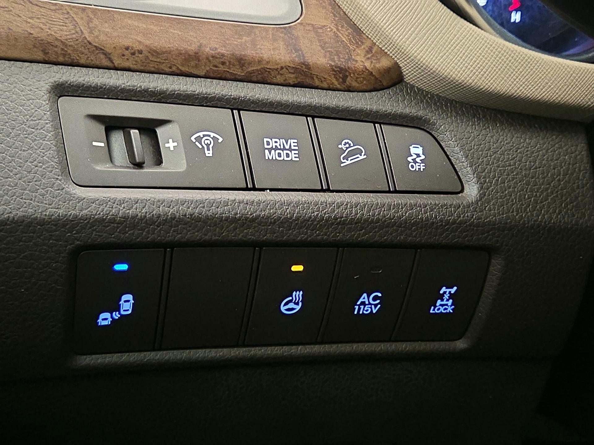 Thumbnail: 2017 Hyundai Santa Fe - 13