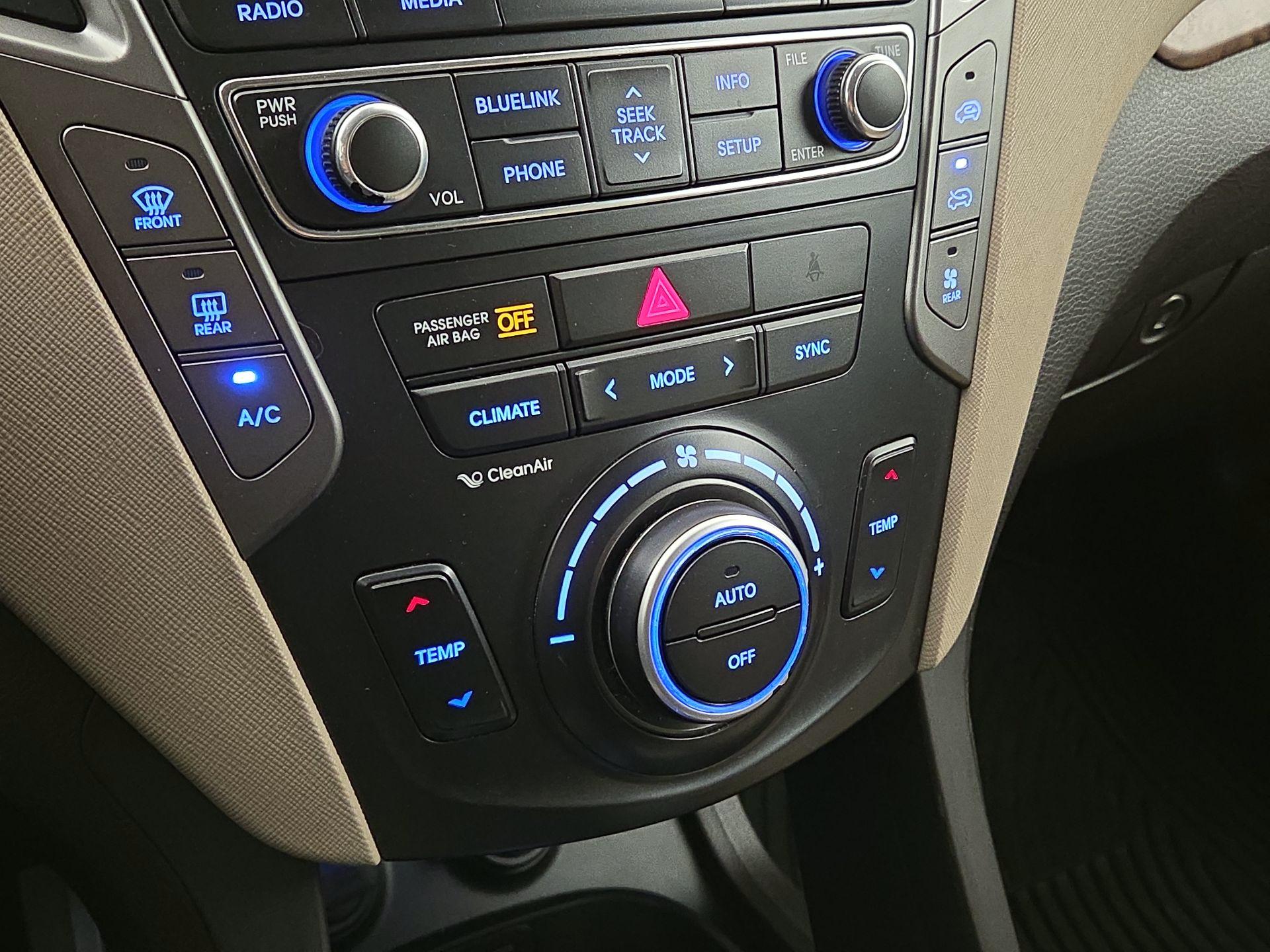 Thumbnail: 2017 Hyundai Santa Fe - 17