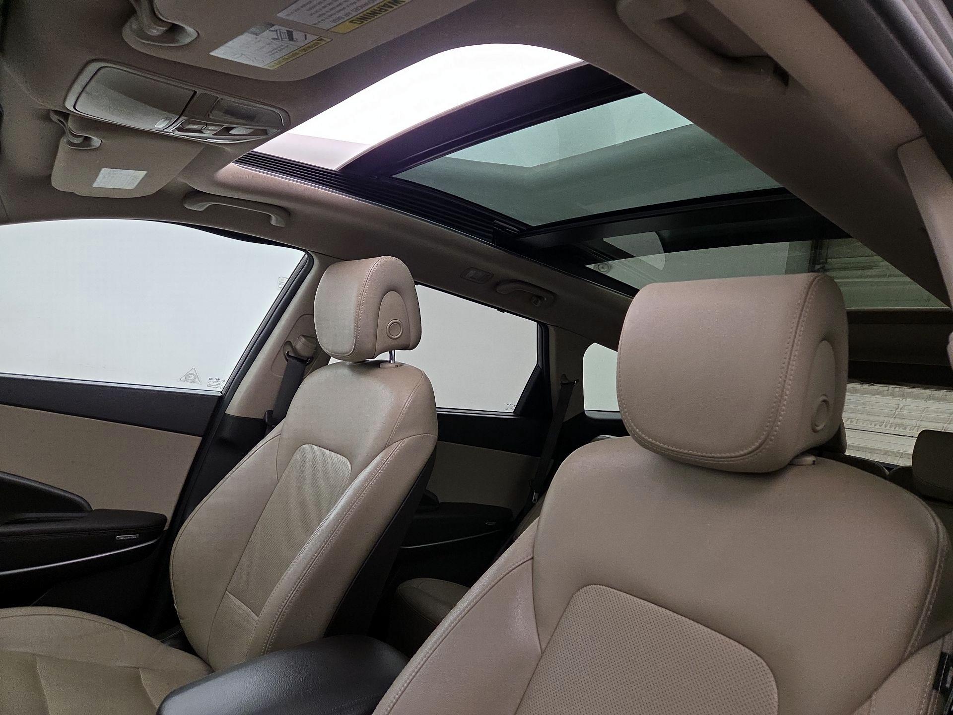 Thumbnail: 2017 Hyundai Santa Fe - 20