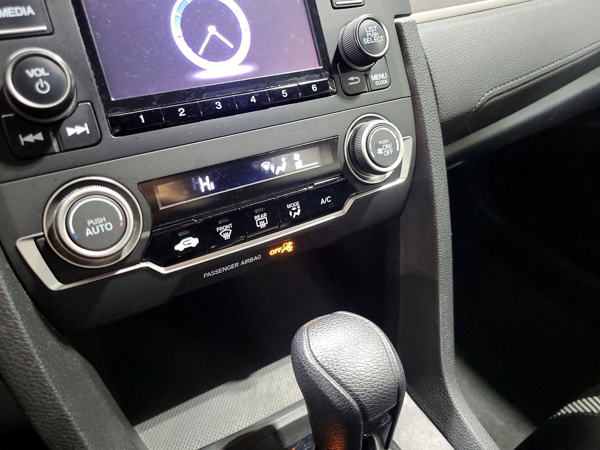 Thumbnail: 2017 Honda Civic - 16