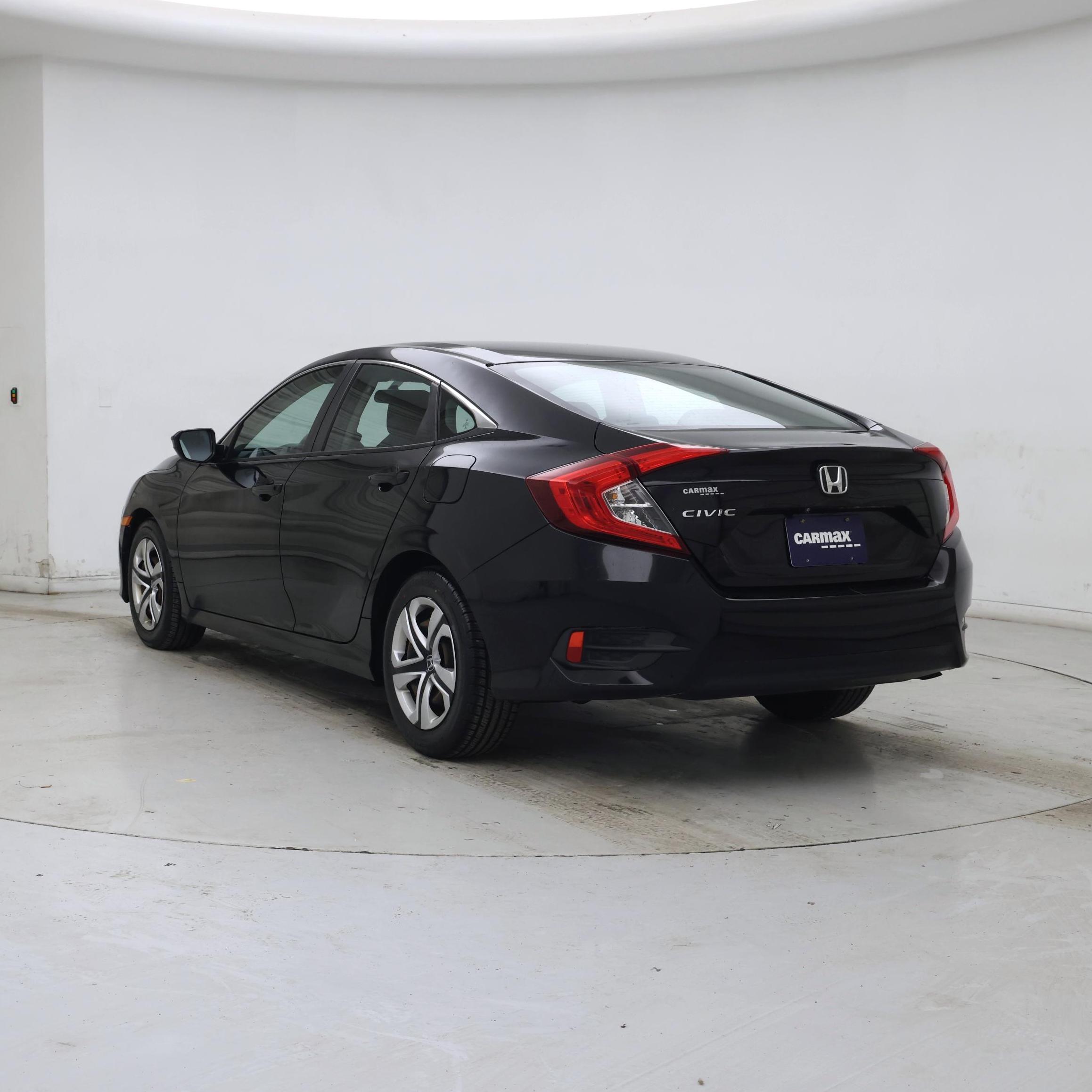 Thumbnail: 2017 Honda Civic - 2