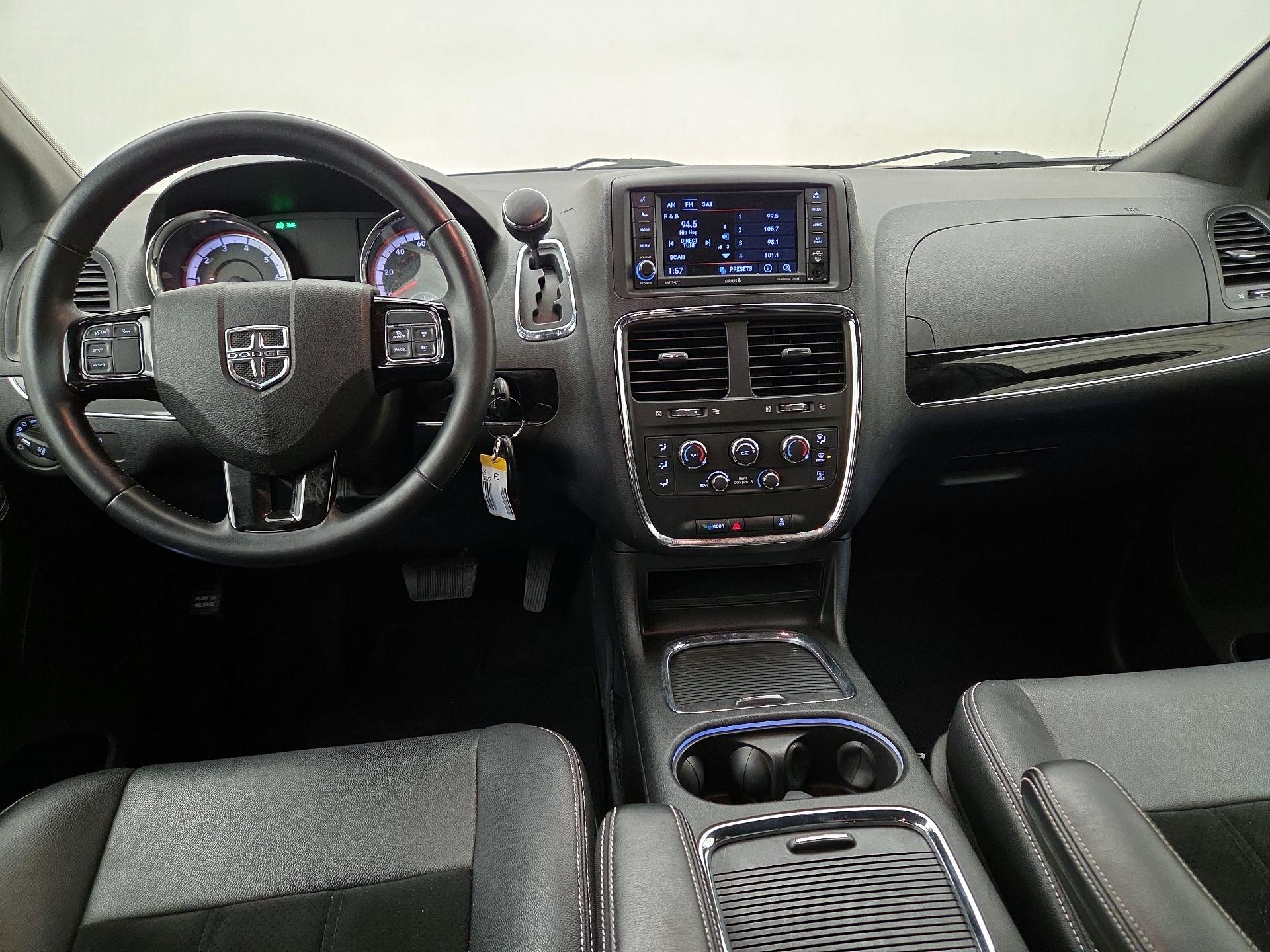 Thumbnail: 2018 Dodge Grand Caravan - 9