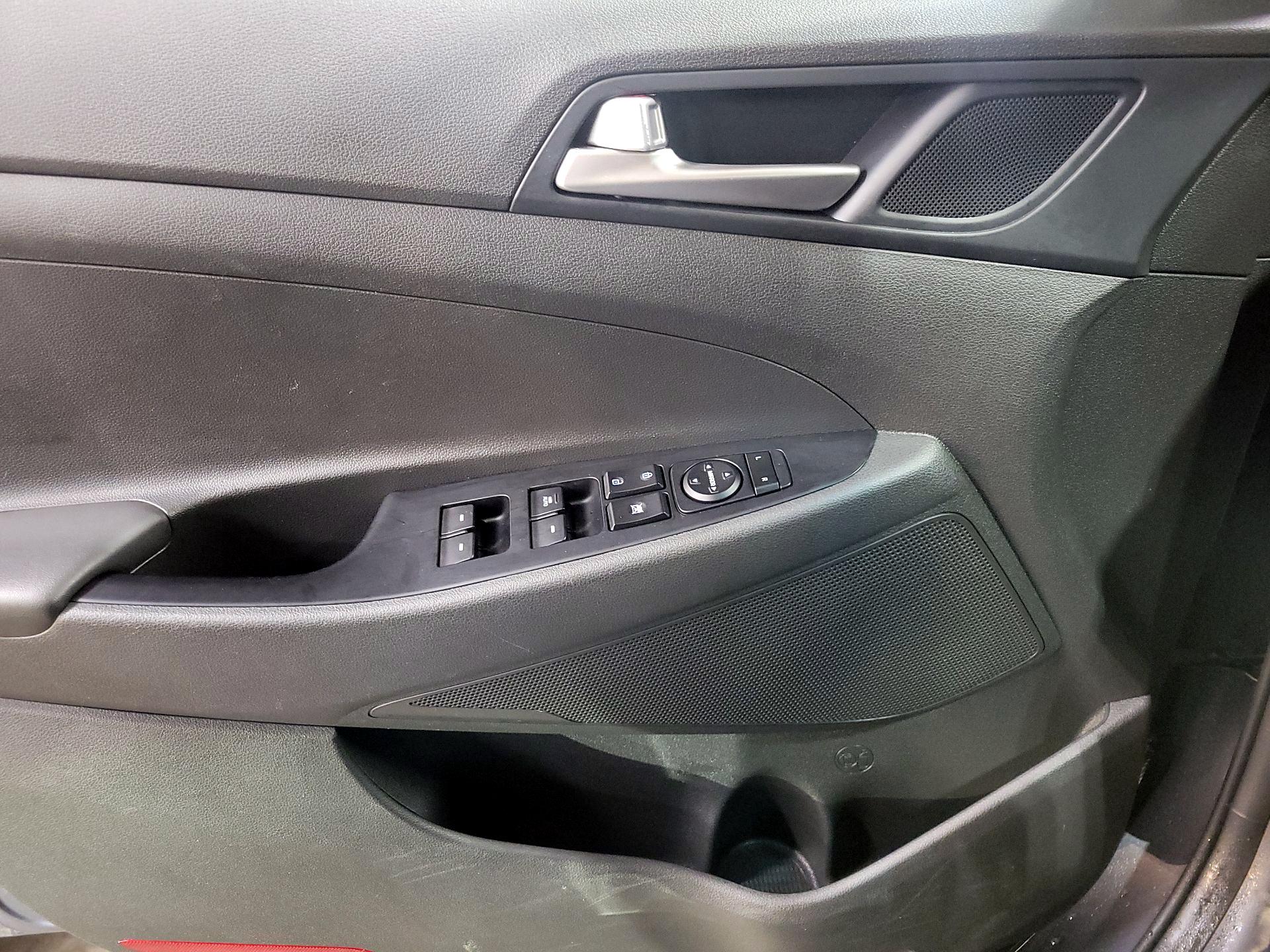 Thumbnail: 2021 Hyundai Tucson - 12