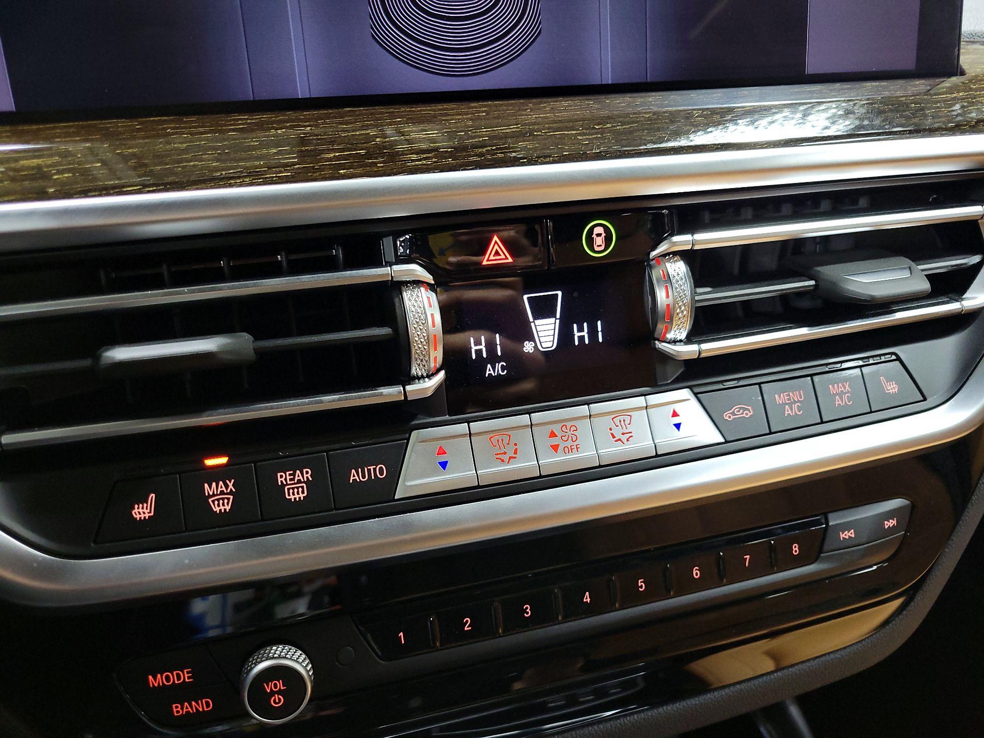 Thumbnail: 2024 BMW X3 - 17