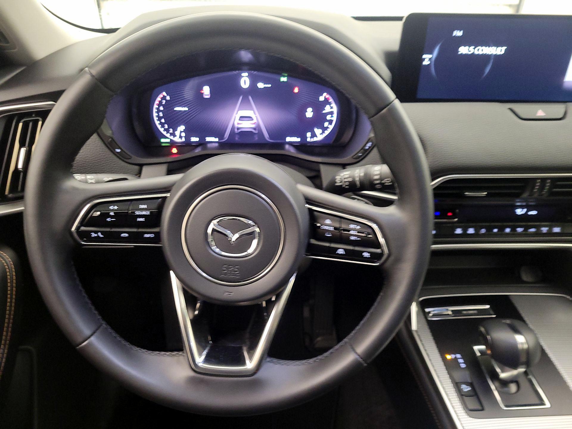 Thumbnail: 2025 Mazda CX-70 - 10