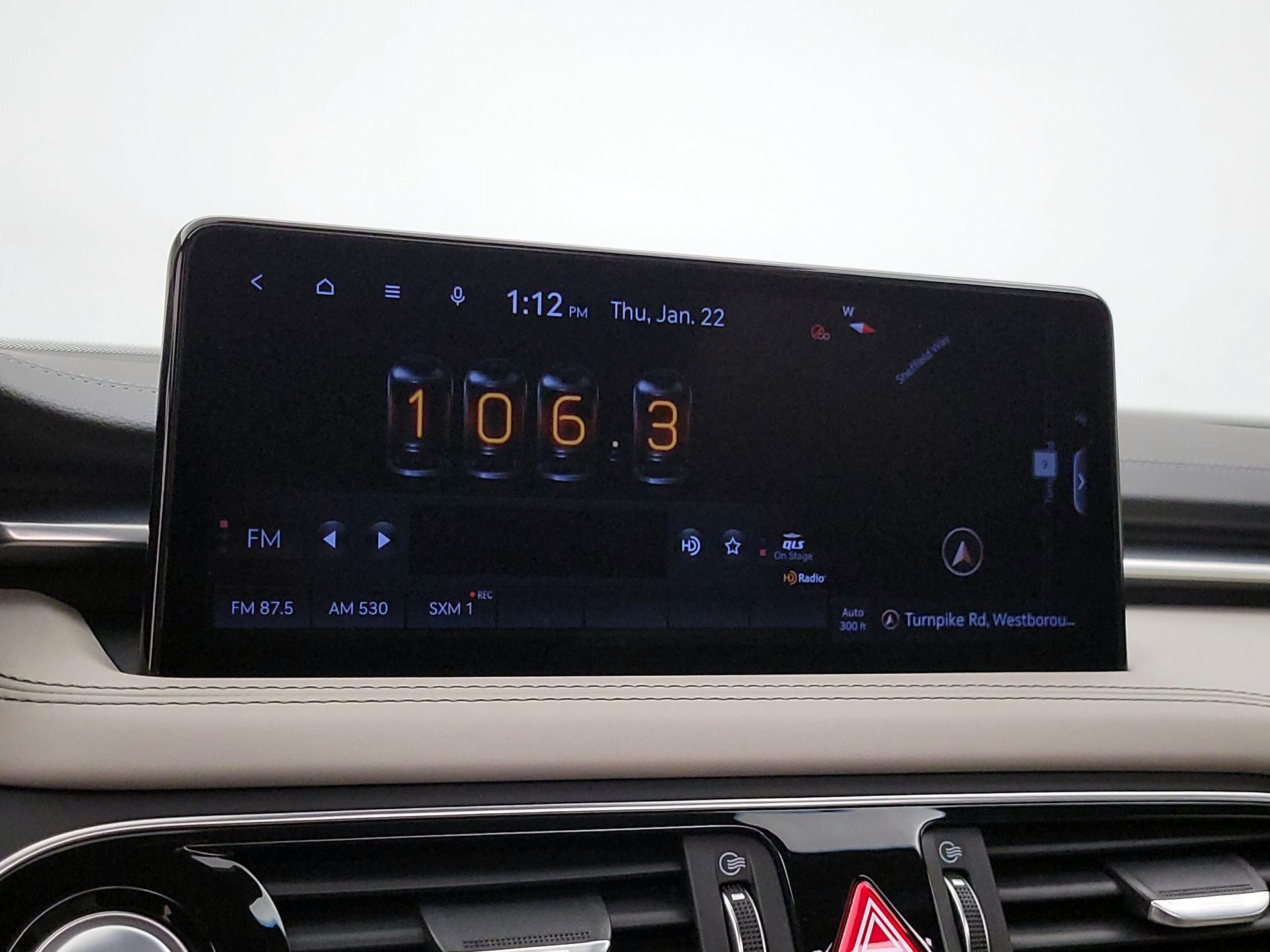 Thumbnail: 2022 Genesis G70 - 15