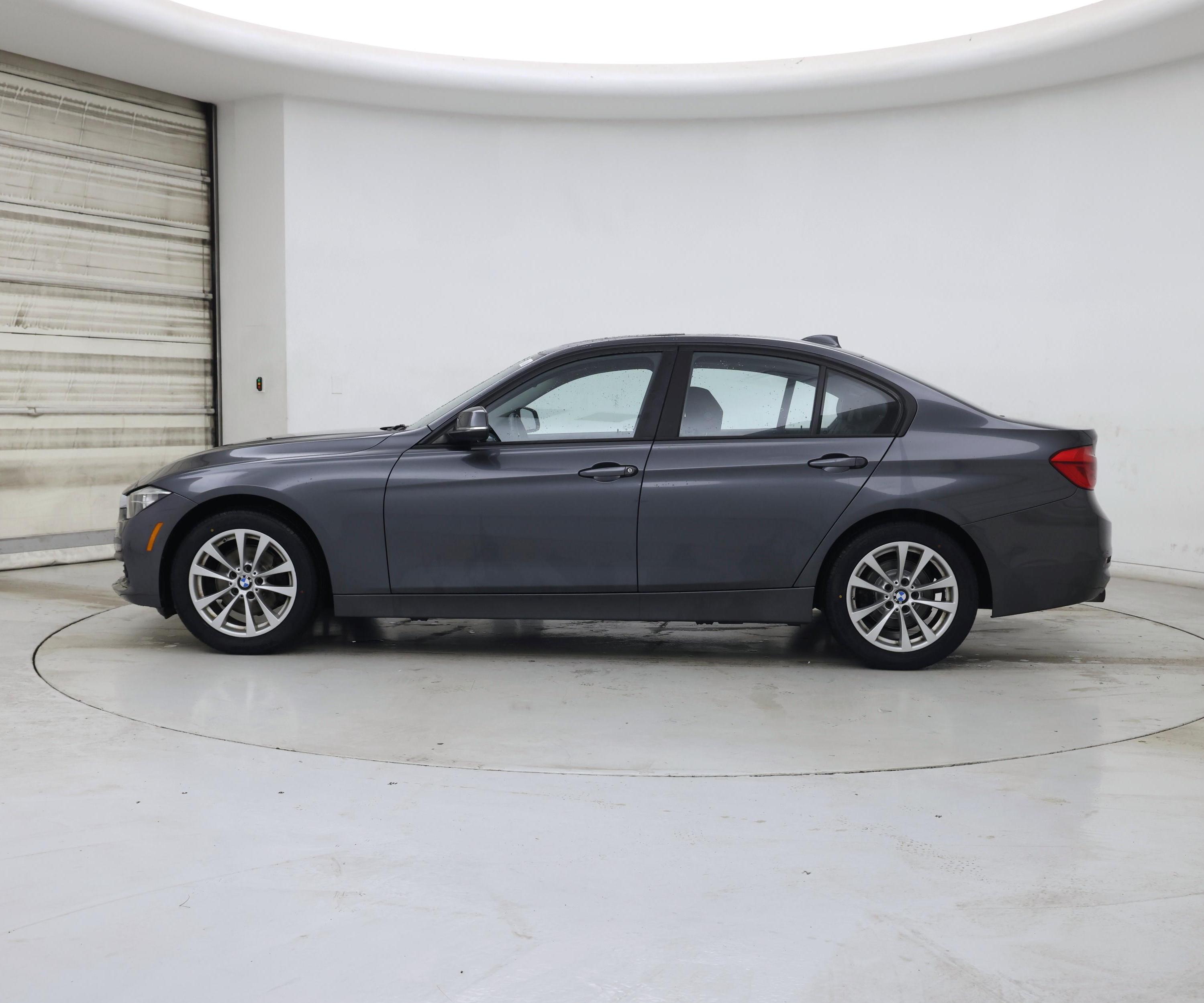 Thumbnail: 2017 BMW 3 Series - 3