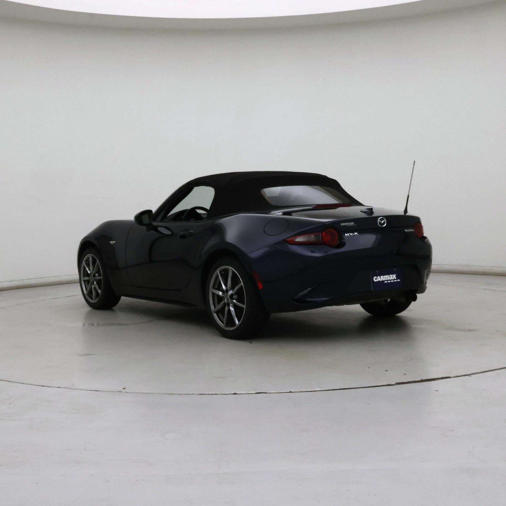 Thumbnail: 2021 Mazda MX-5 Miata - 2
