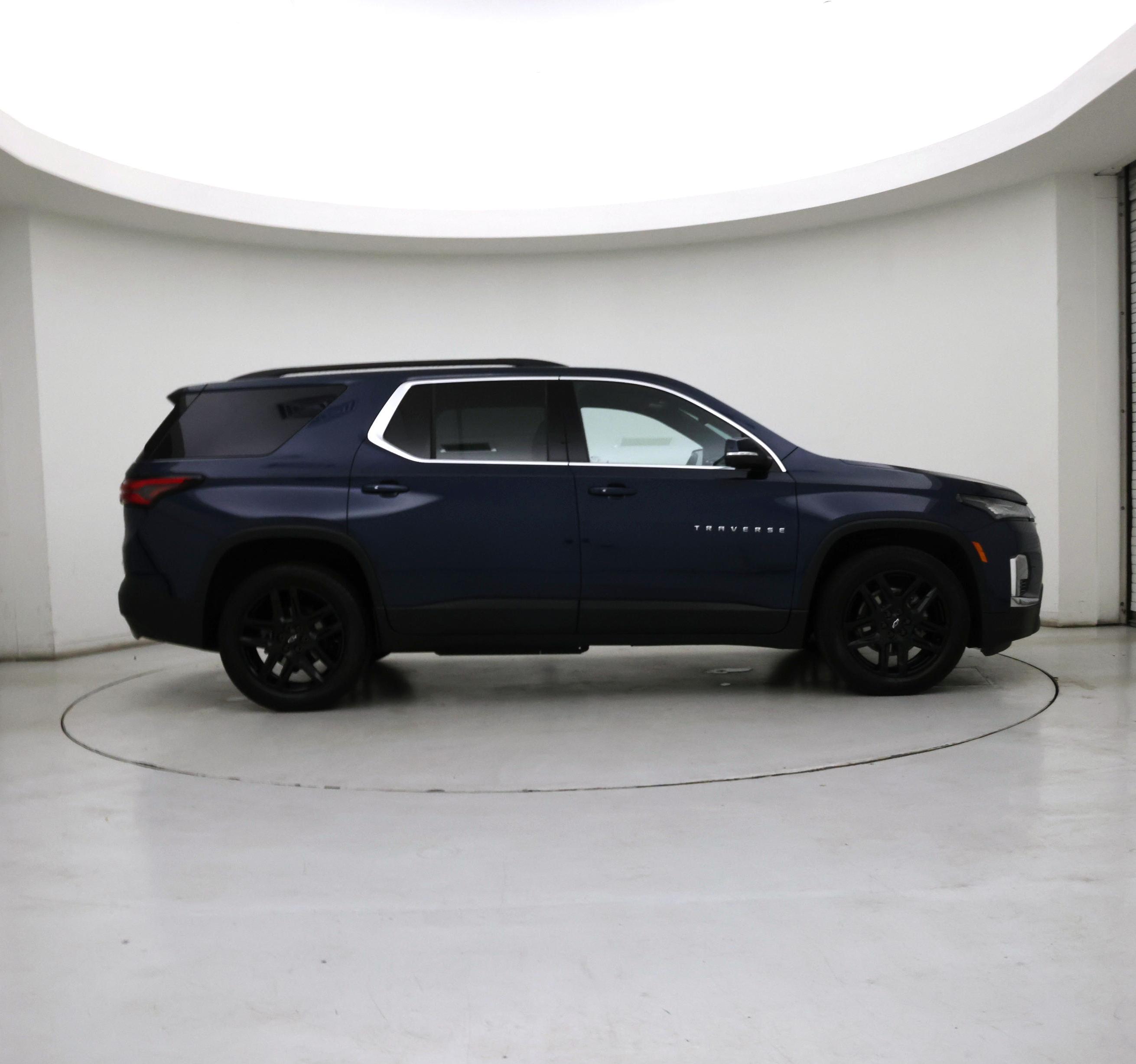Thumbnail: 2022 Chevrolet Traverse - 7