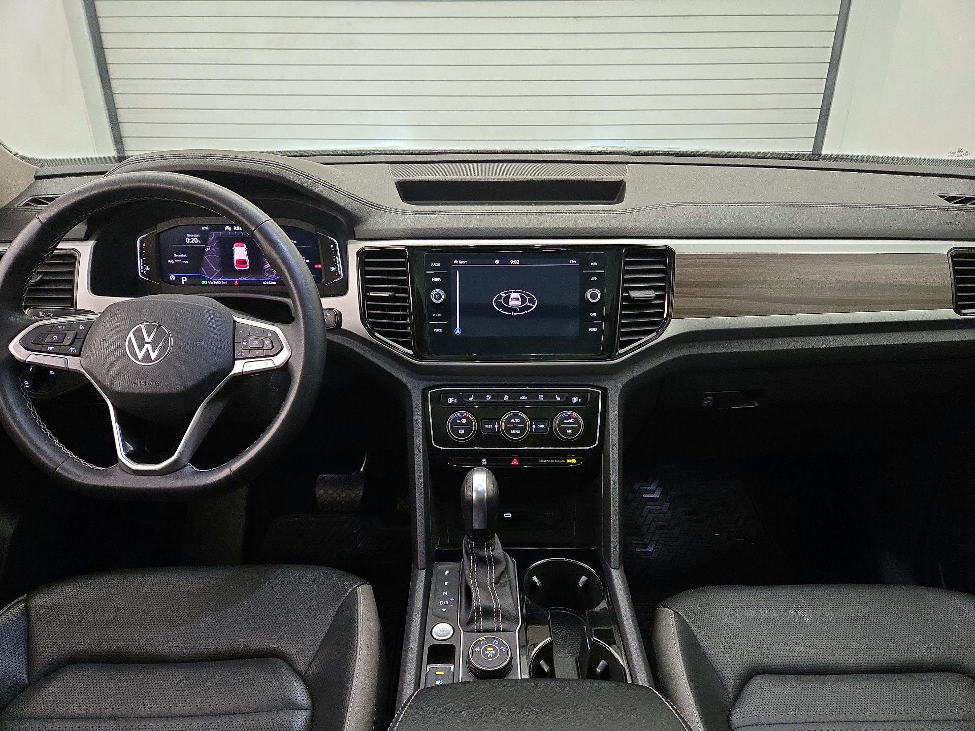 Thumbnail: 2021 Volkswagen Atlas - 9