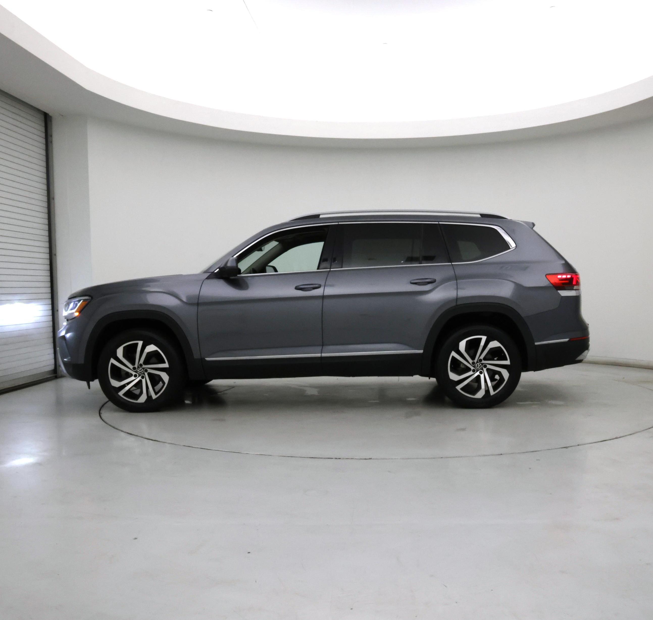 Thumbnail: 2021 Volkswagen Atlas - 3
