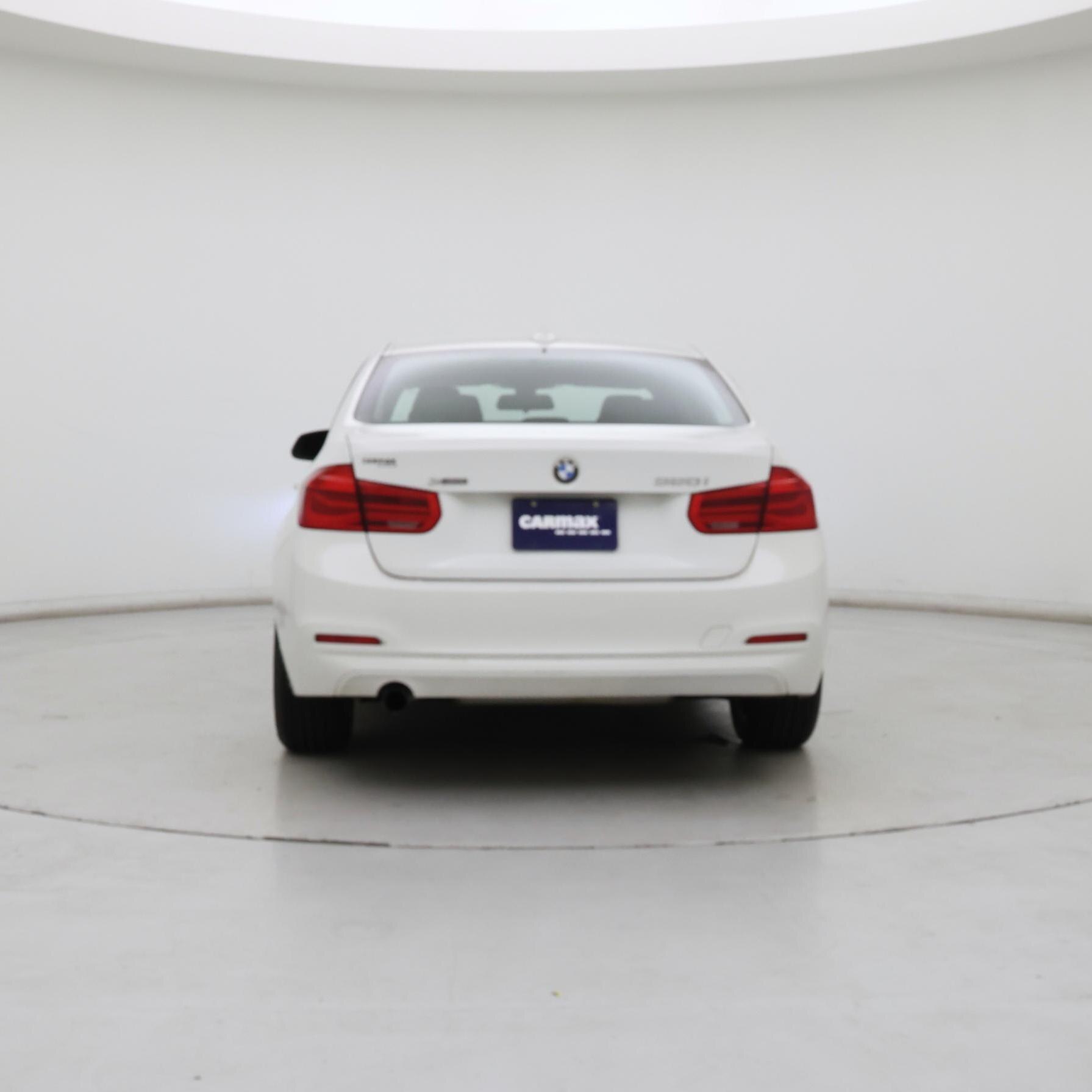 Thumbnail: 2016 BMW 3 Series - 6