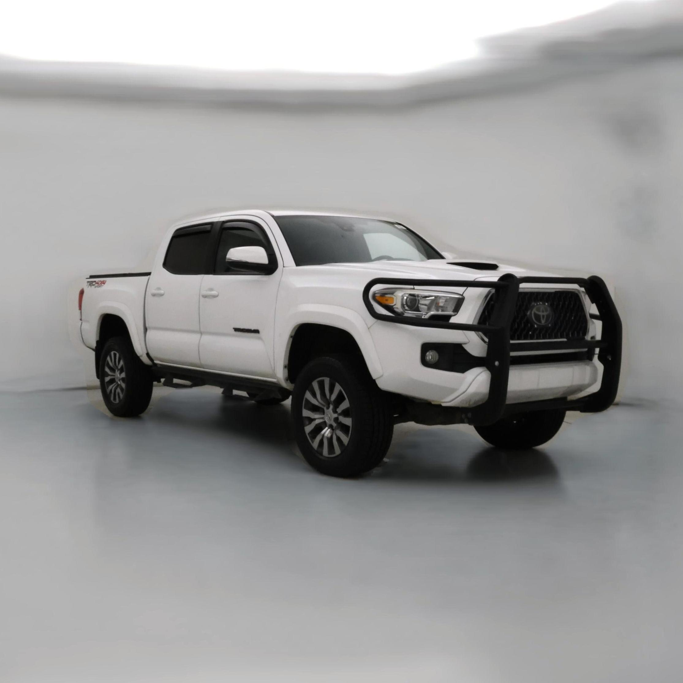 Thumbnail: 2019 Toyota Tacoma - 1