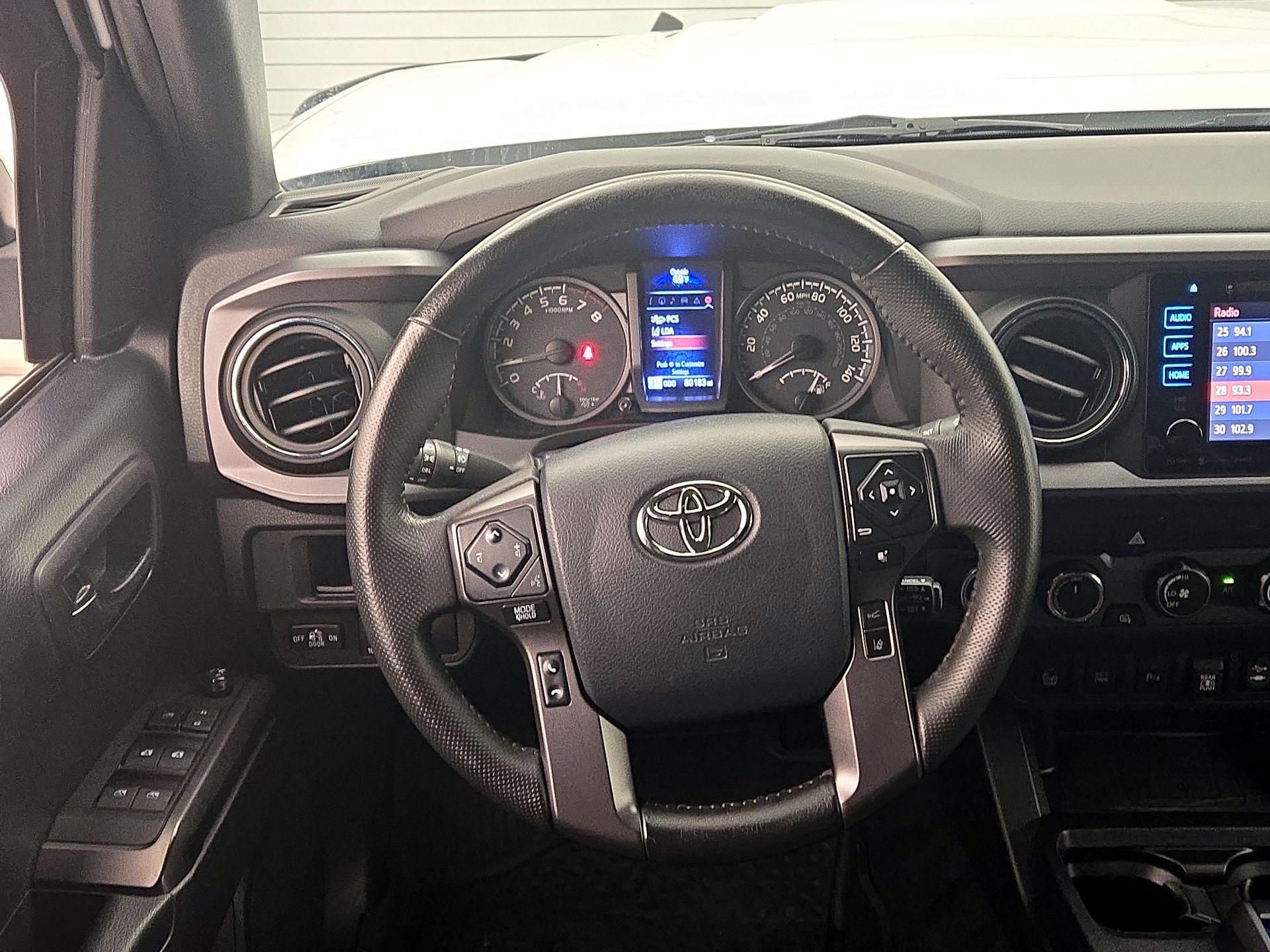 Thumbnail: 2019 Toyota Tacoma - 10