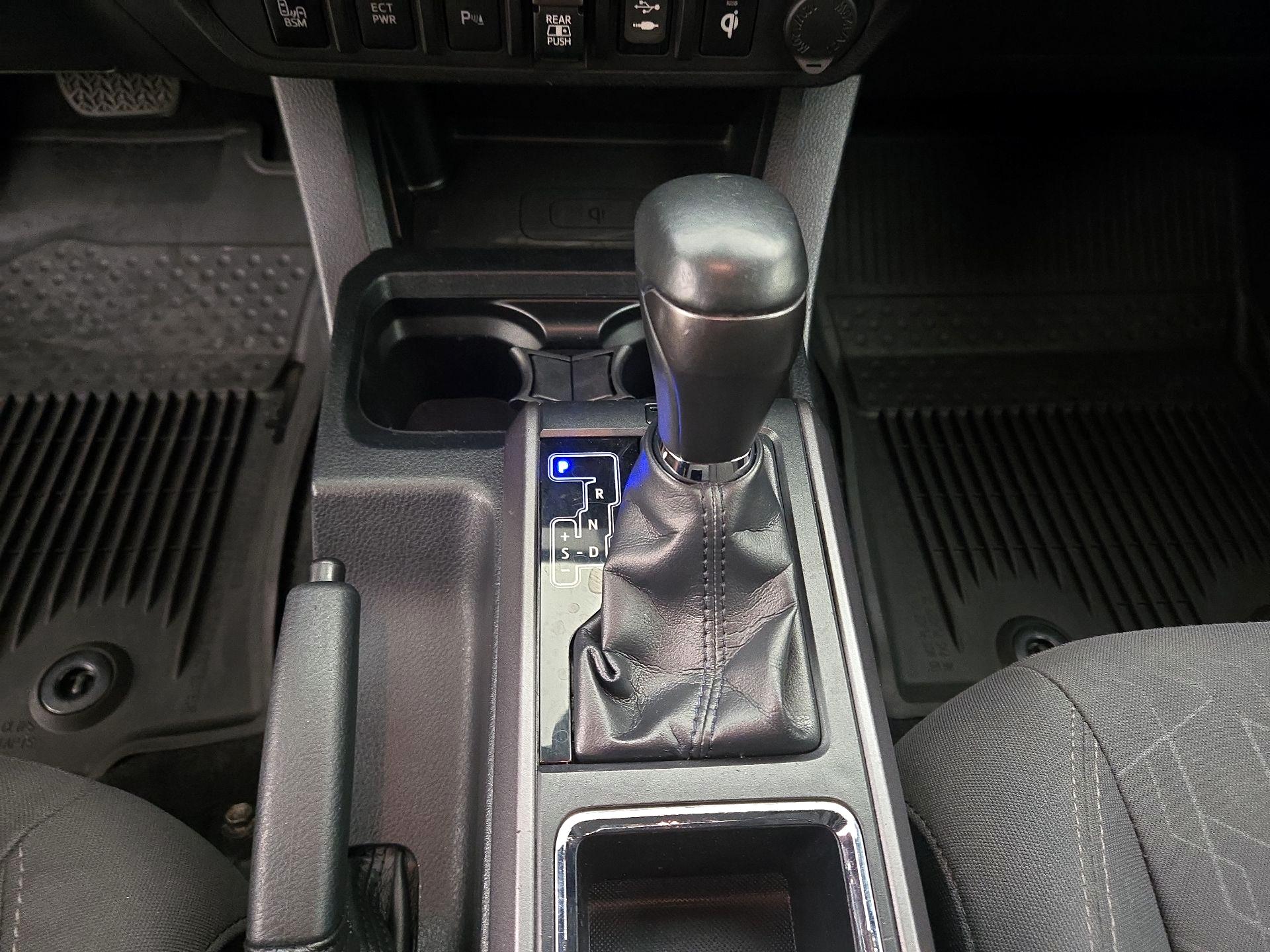 Thumbnail: 2019 Toyota Tacoma - 15