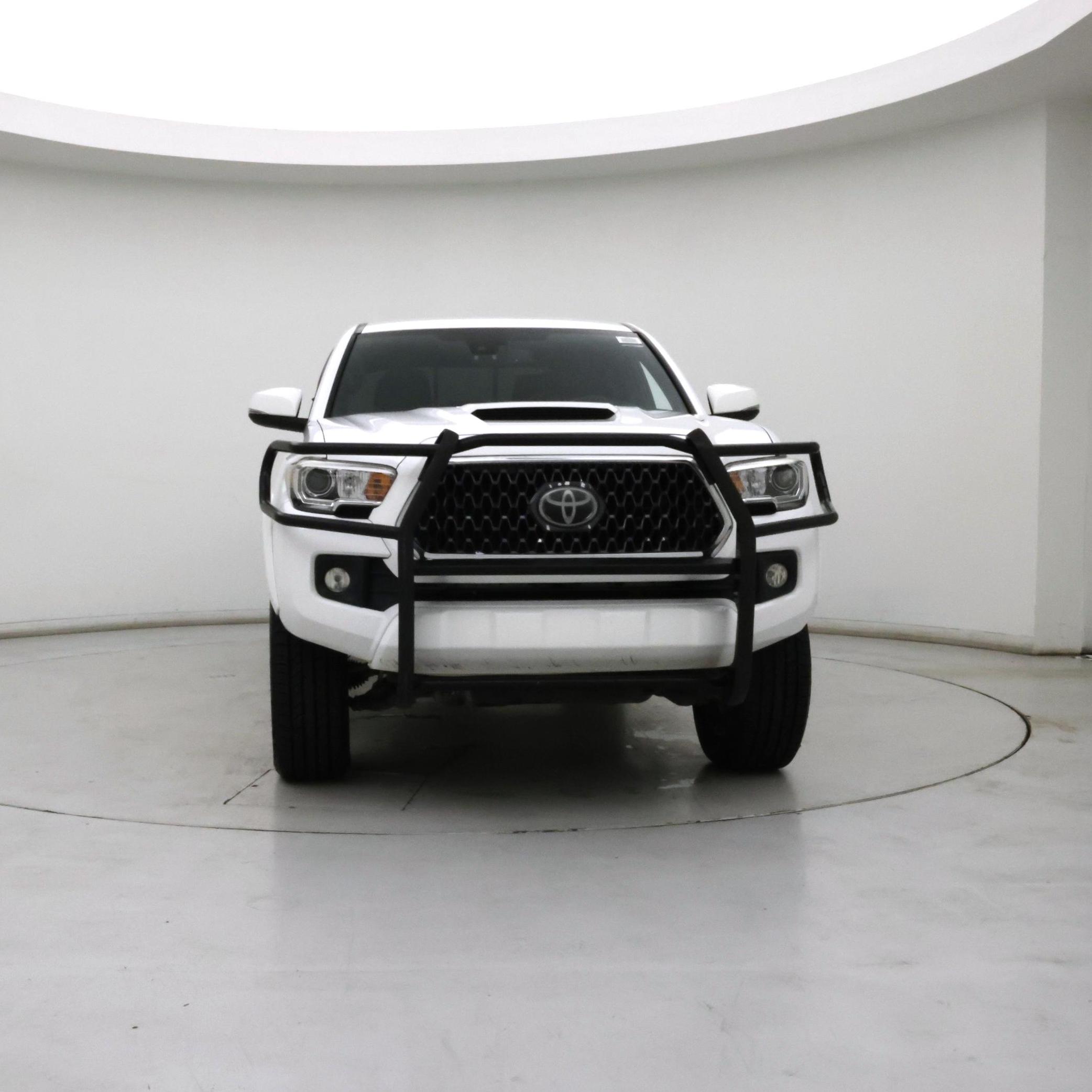 Thumbnail: 2019 Toyota Tacoma - 5