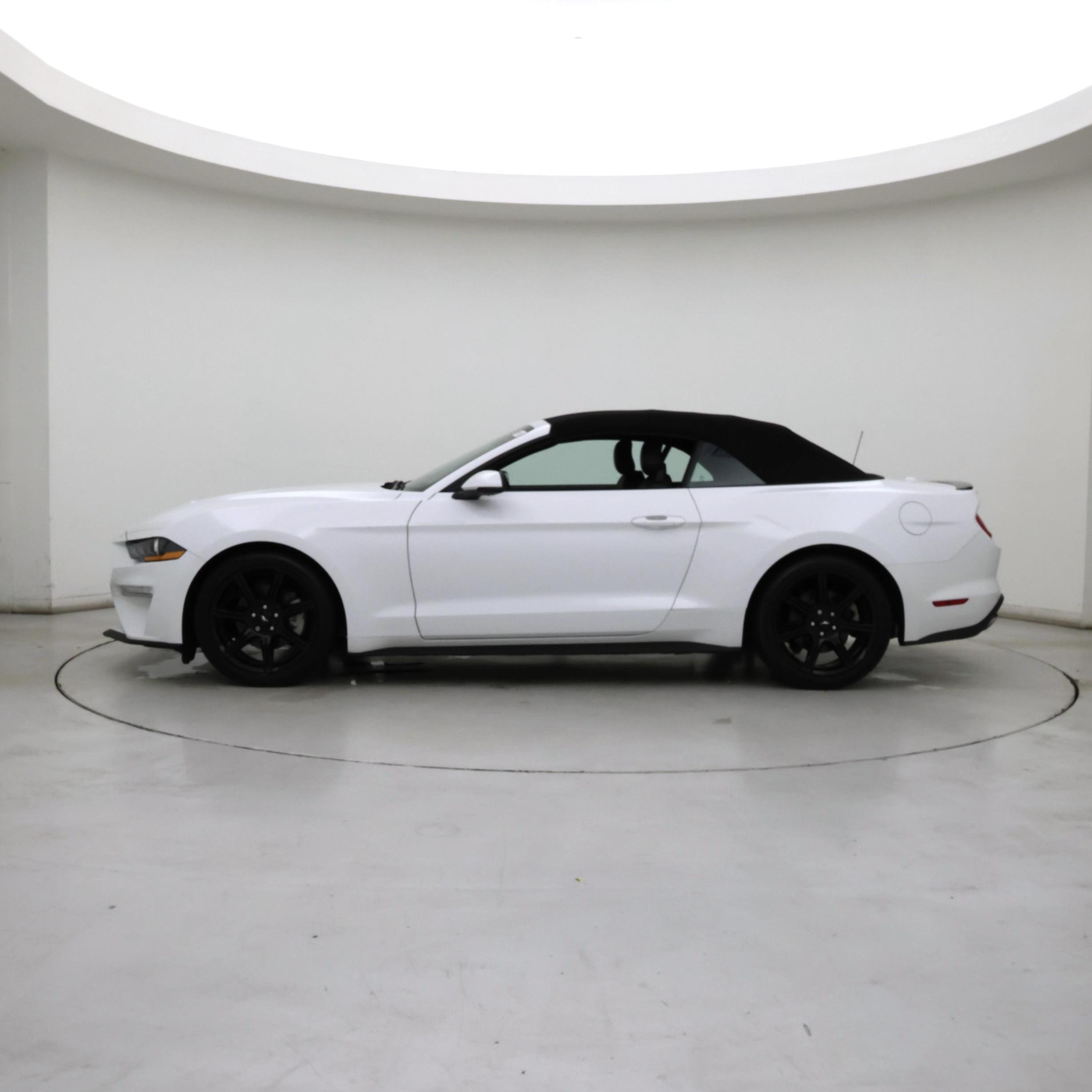 Thumbnail: 2019 Ford Mustang - 3