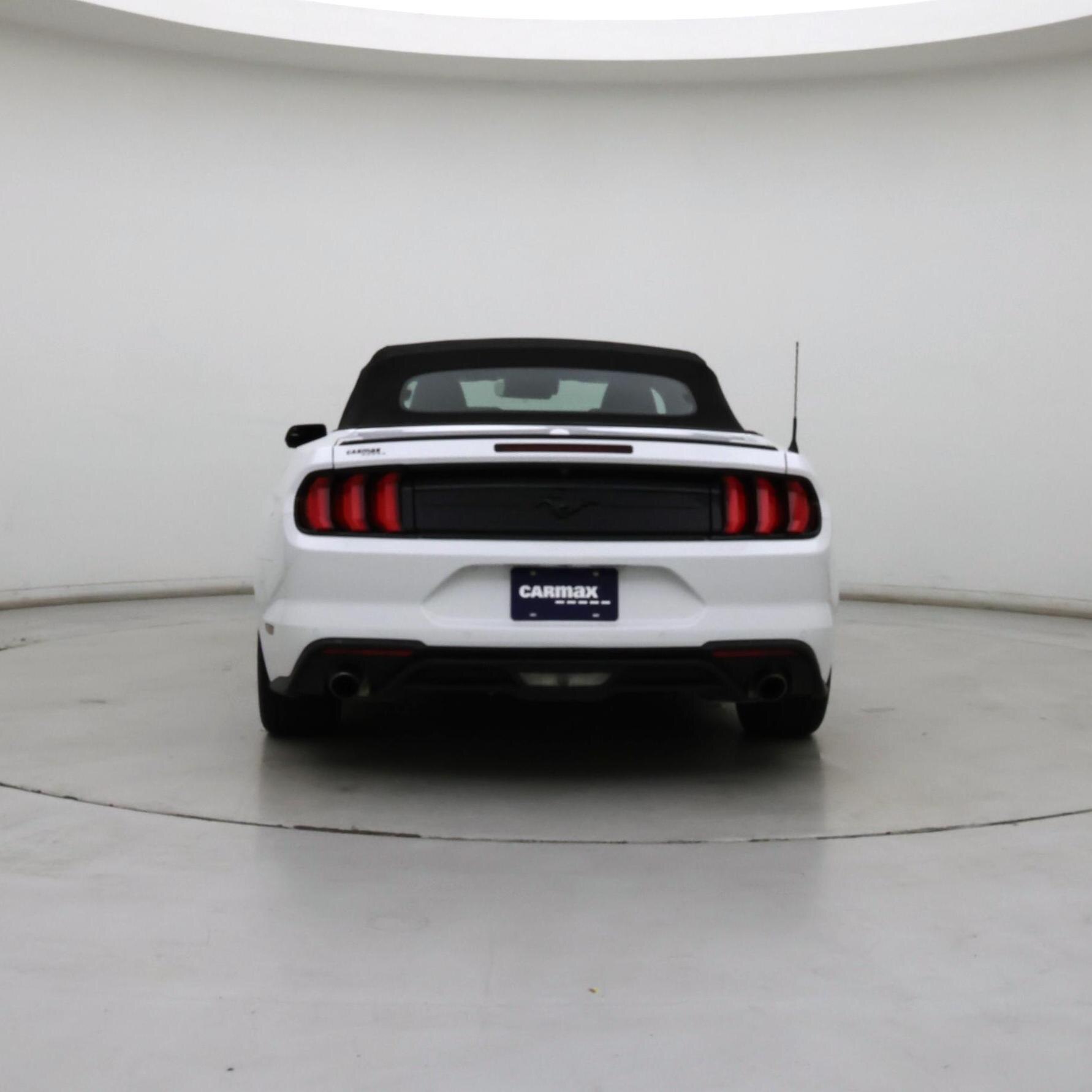 Thumbnail: 2019 Ford Mustang - 6