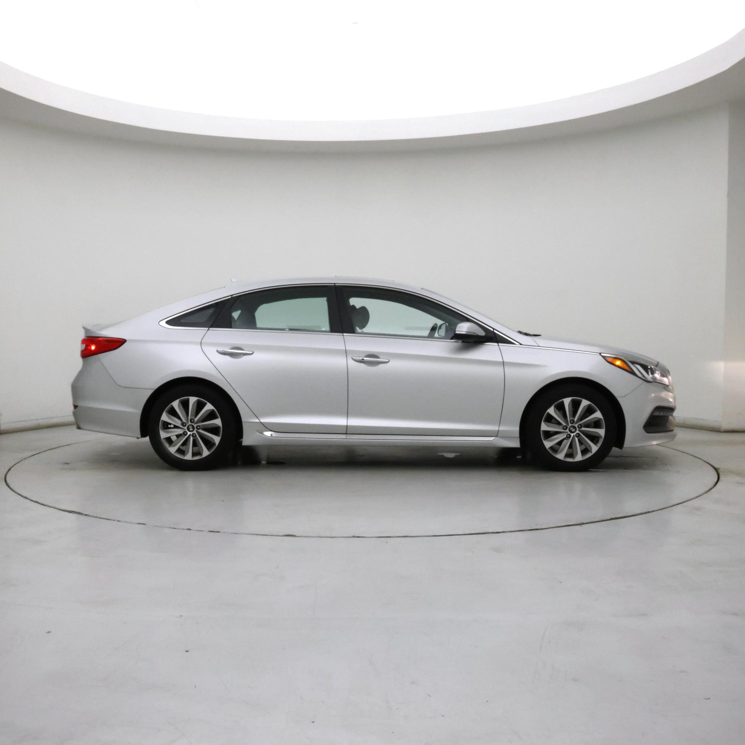 Thumbnail: 2016 Hyundai Sonata - 7