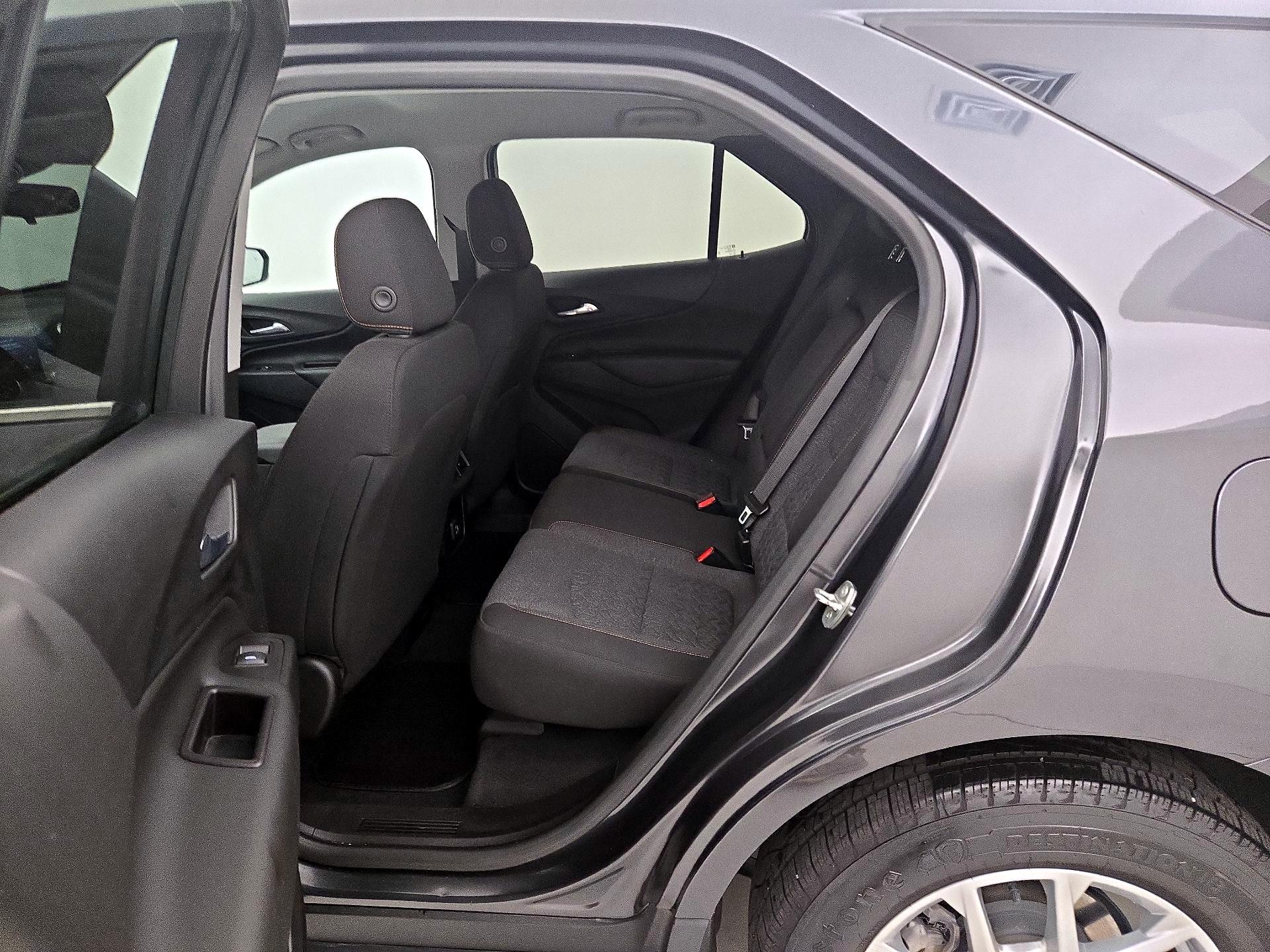 Thumbnail: 2022 Chevrolet Equinox - 18