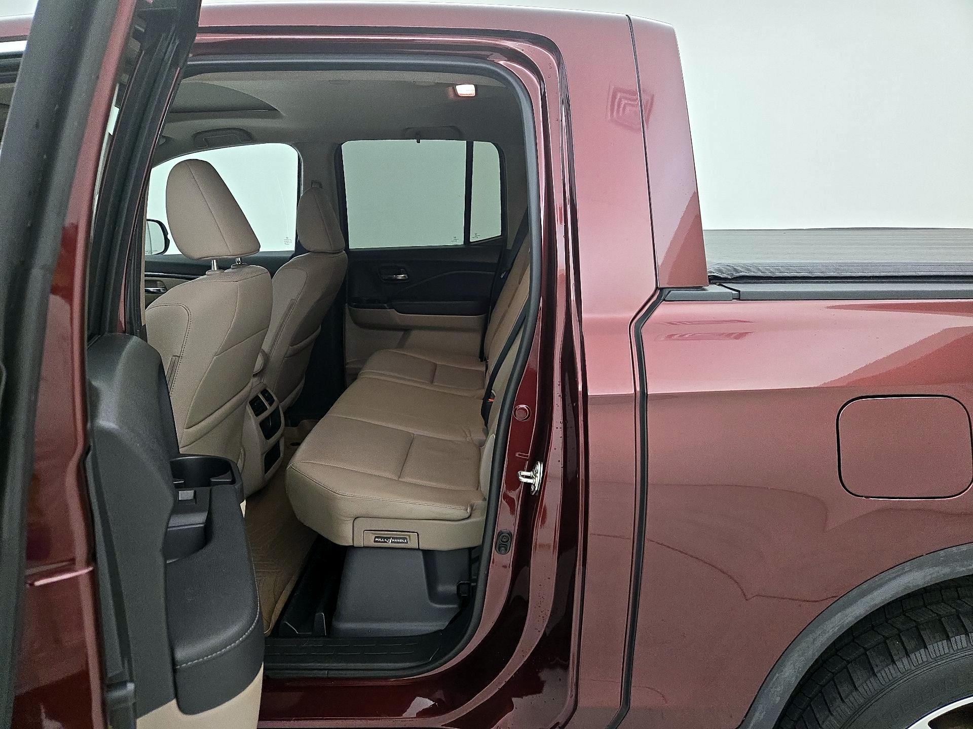 Thumbnail: 2017 Honda Ridgeline - 17