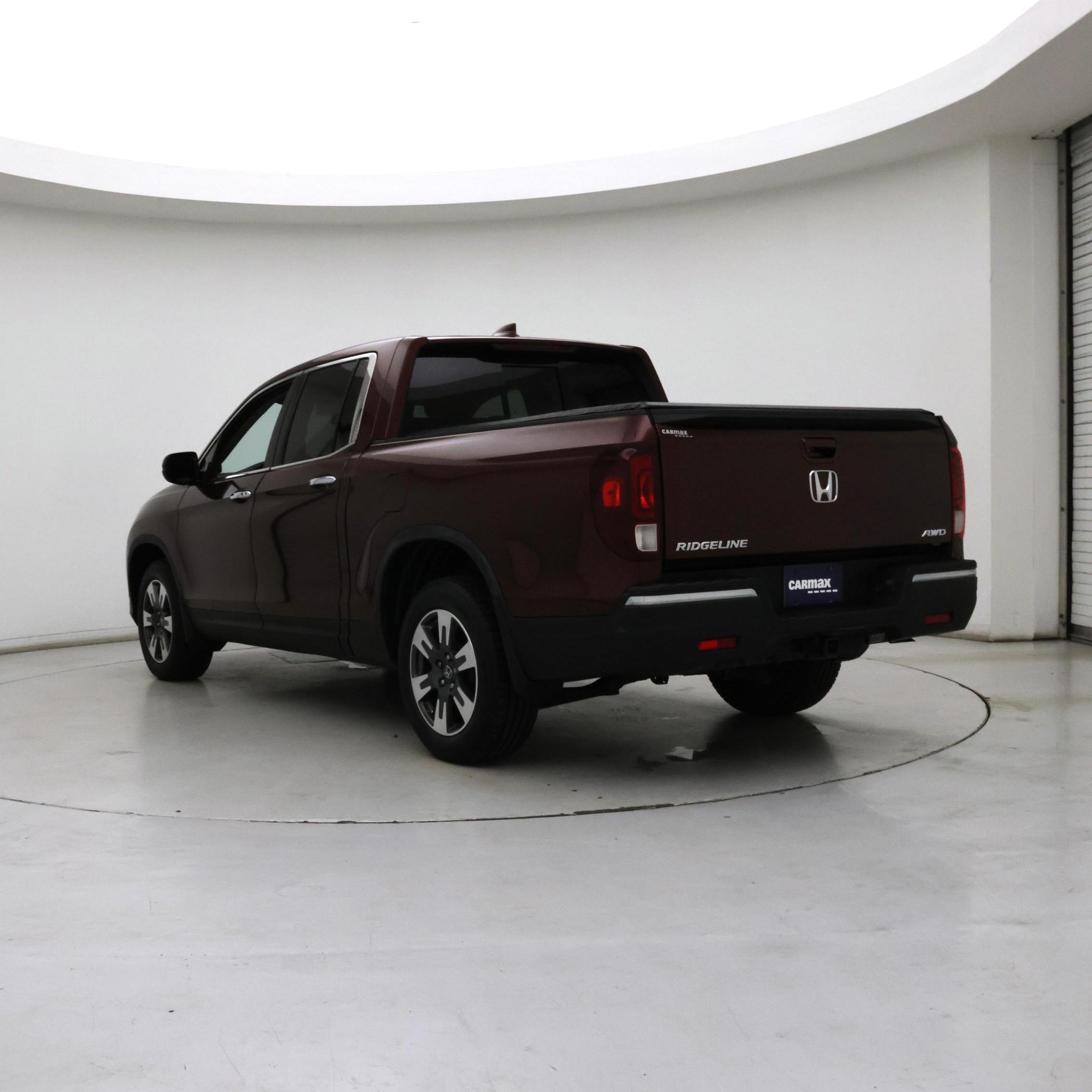 Thumbnail: 2017 Honda Ridgeline - 2