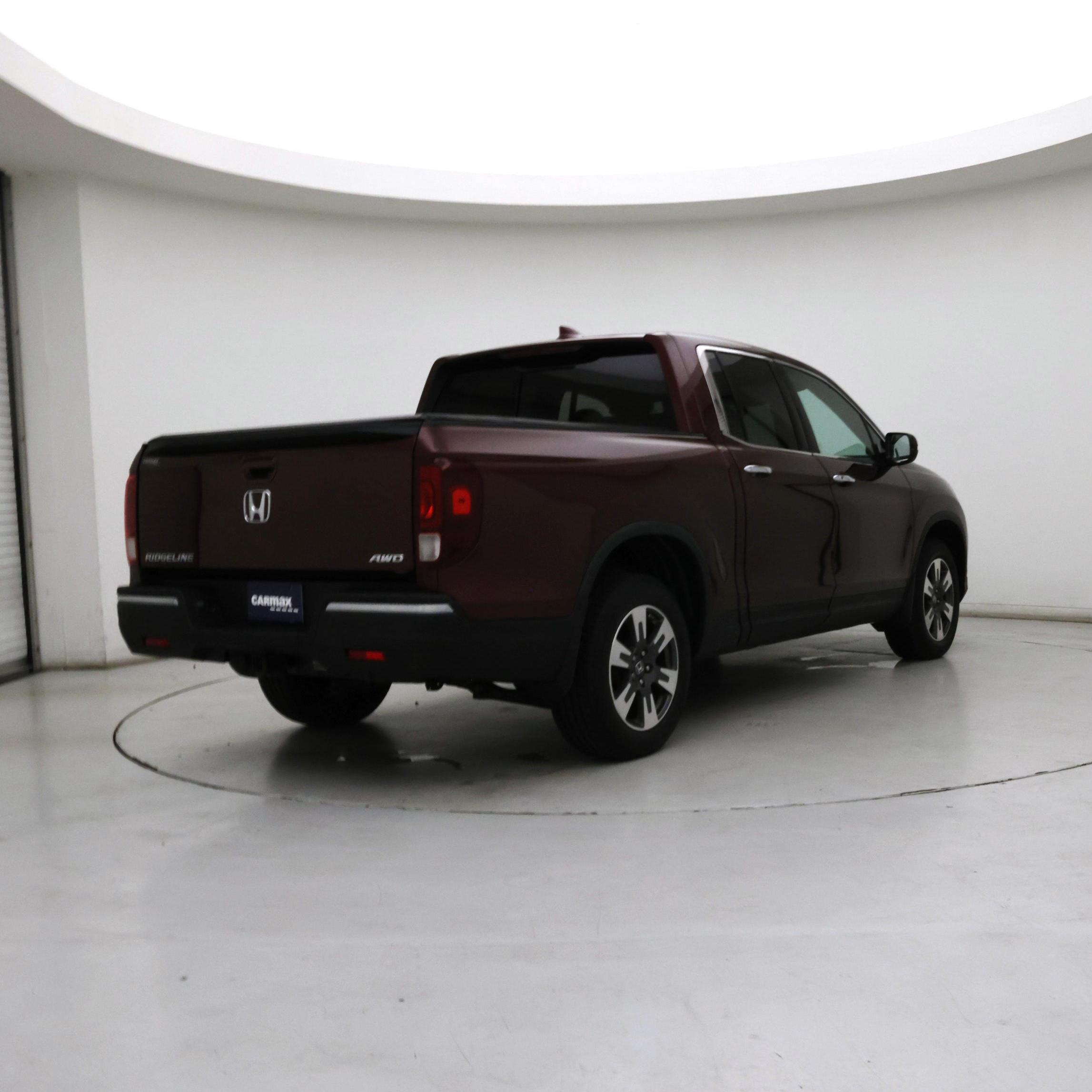 Thumbnail: 2017 Honda Ridgeline - 8