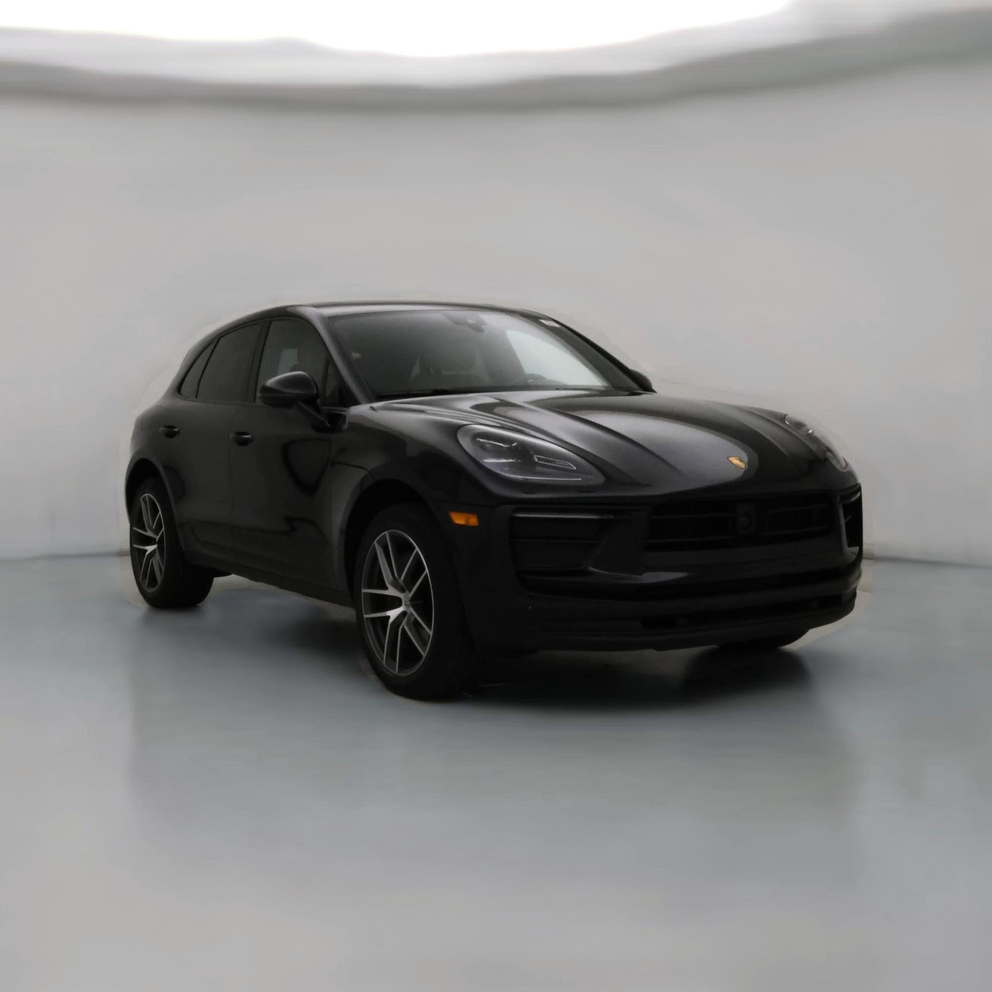 Thumbnail: 2023 Porsche Macan - 1