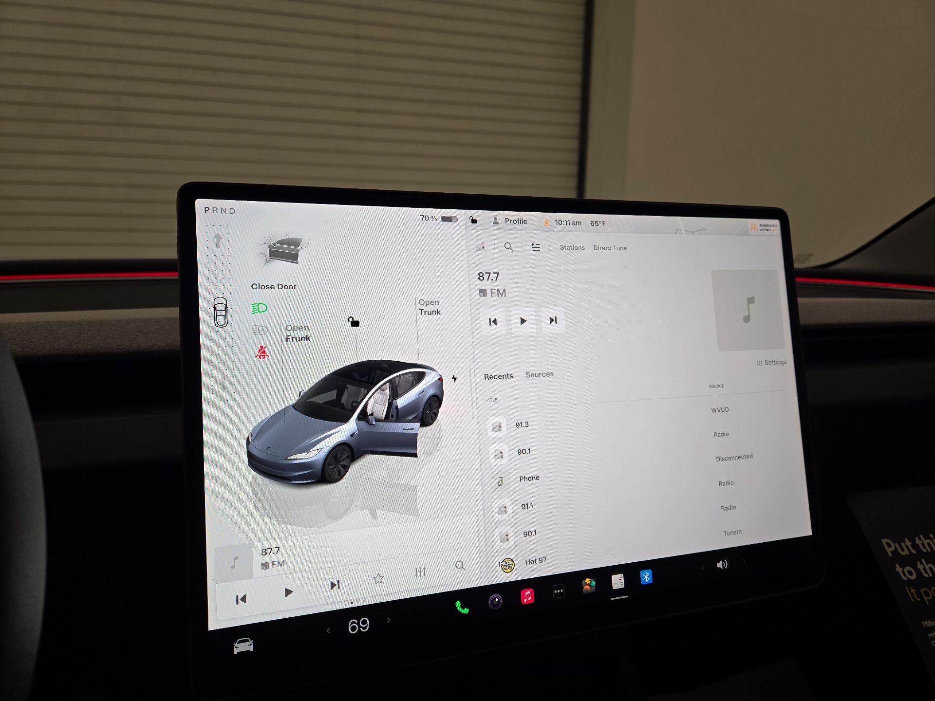 Thumbnail: 2025 Tesla Model 3 - 16