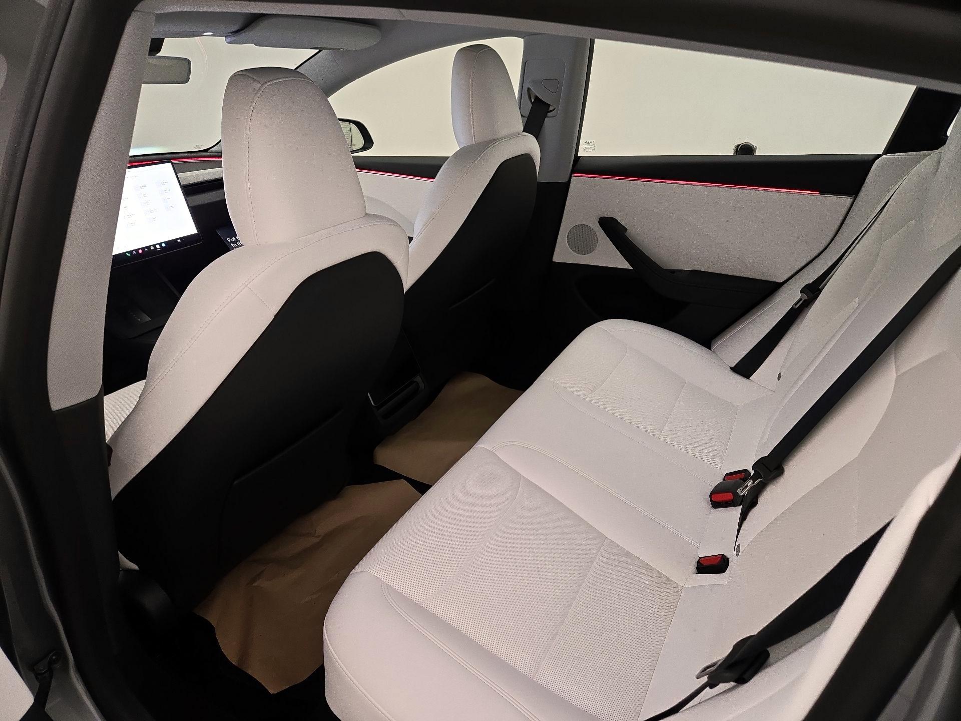 Thumbnail: 2025 Tesla Model 3 - 20