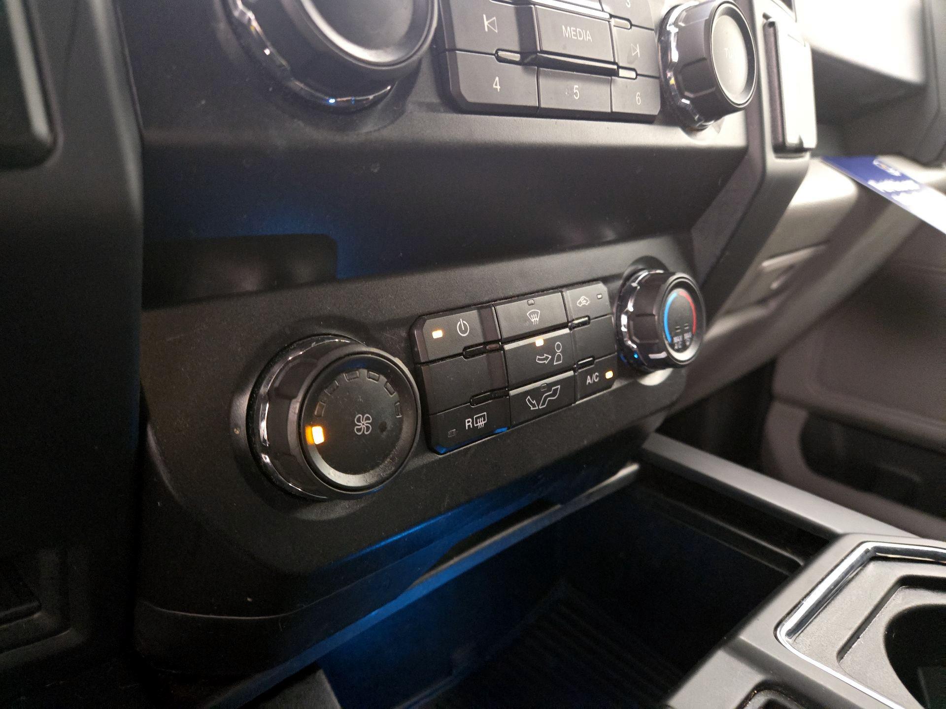 Thumbnail: 2019 Ford F-150 - 16