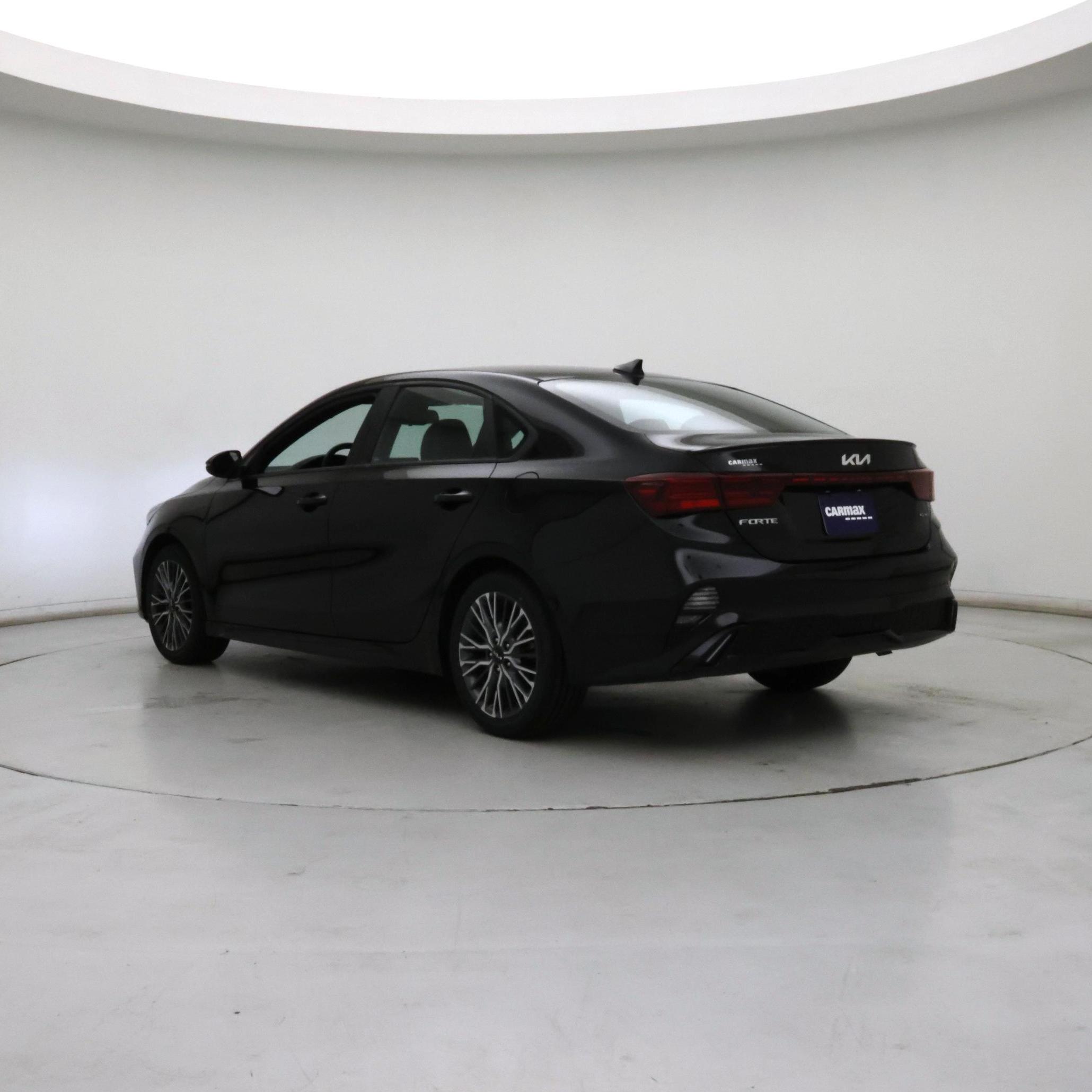 Thumbnail: 2023 Kia Forte - 2