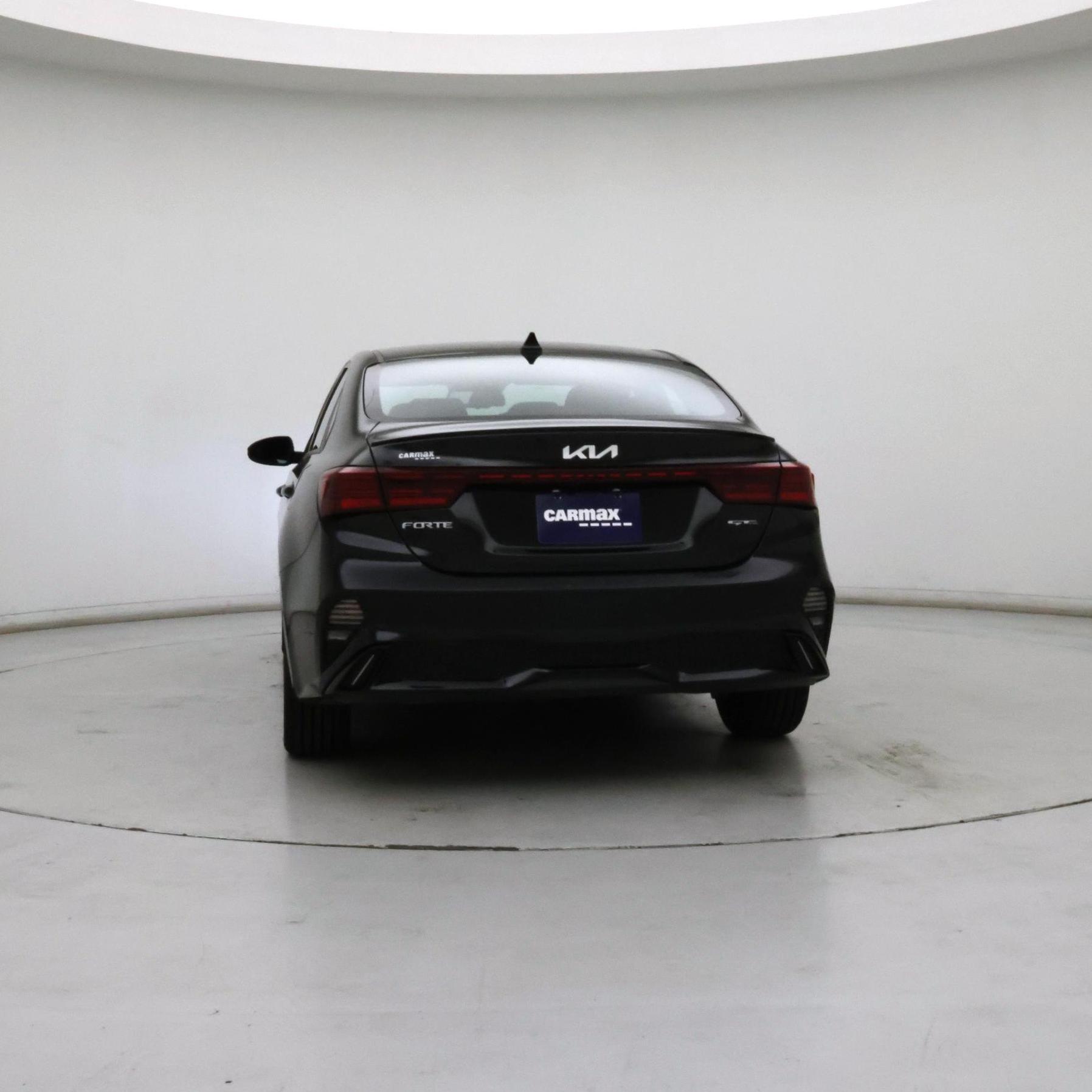 Thumbnail: 2023 Kia Forte - 6