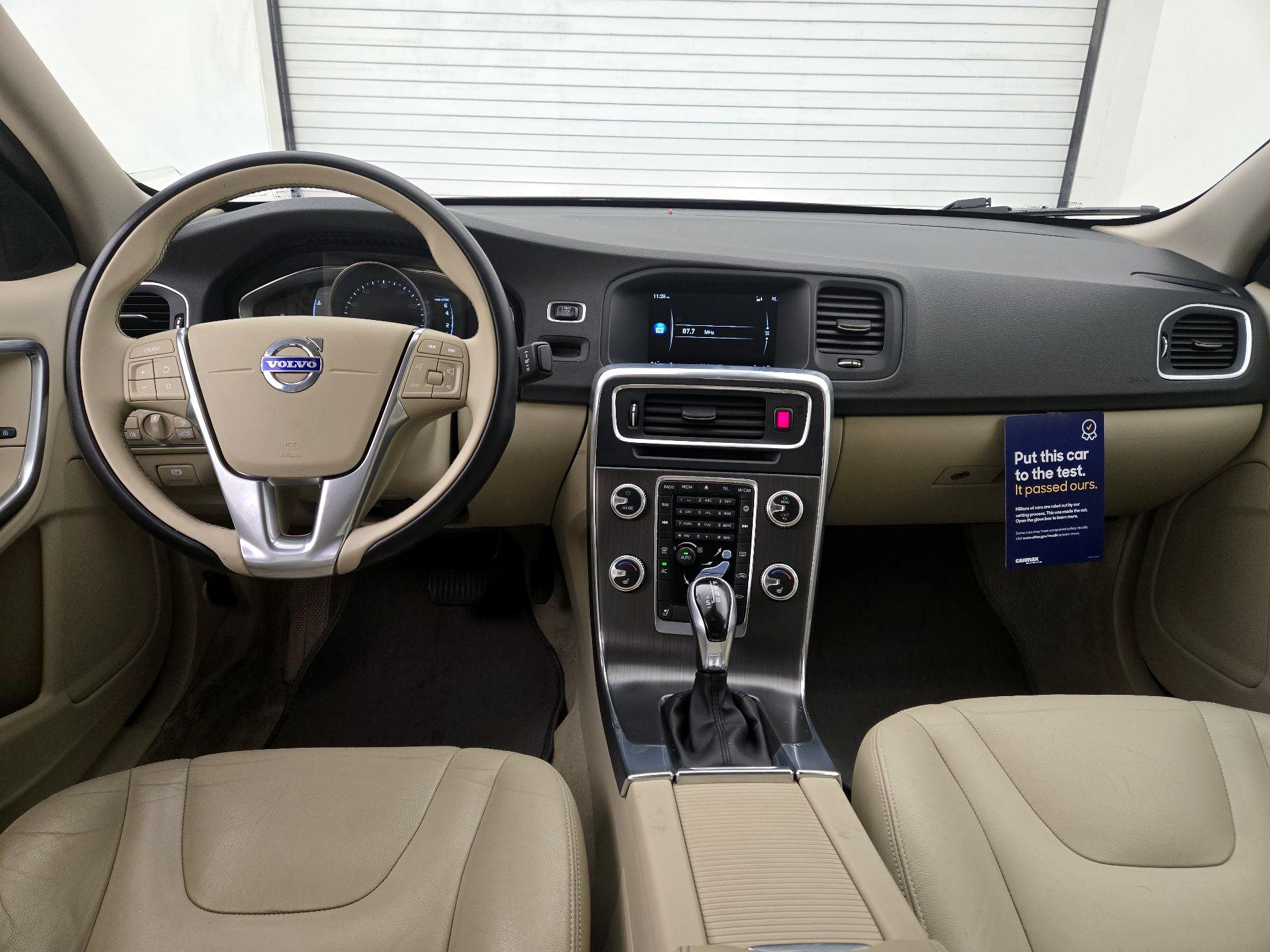 Thumbnail: 2015 Volvo S60 - 9